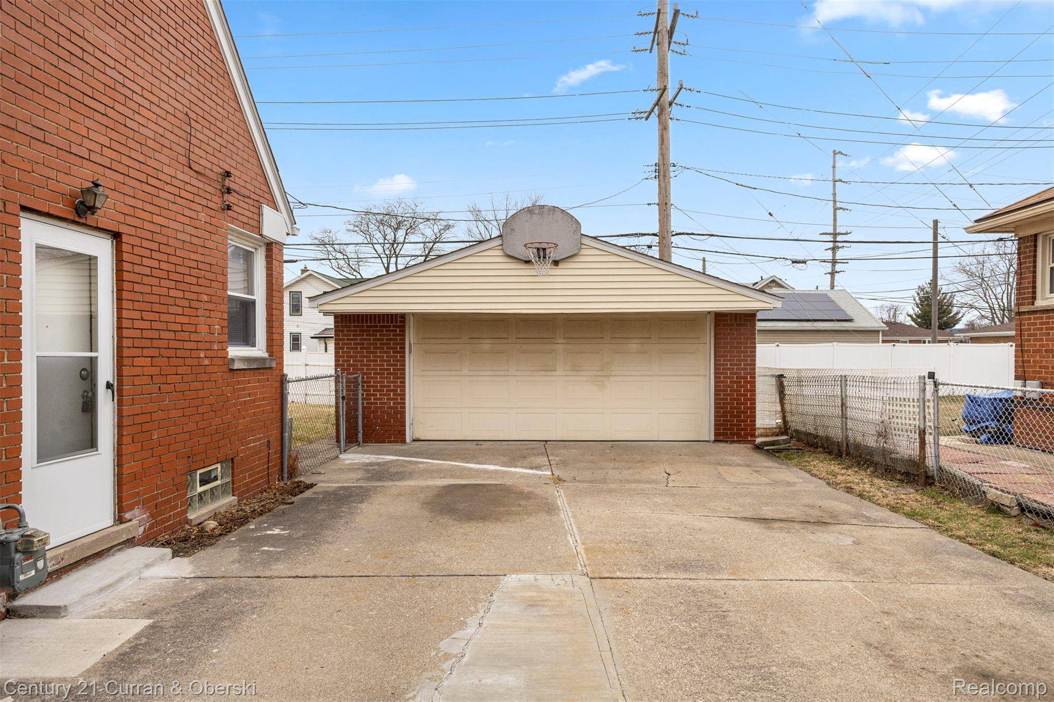 Wyandotte, MI 48192,1046 6th ST