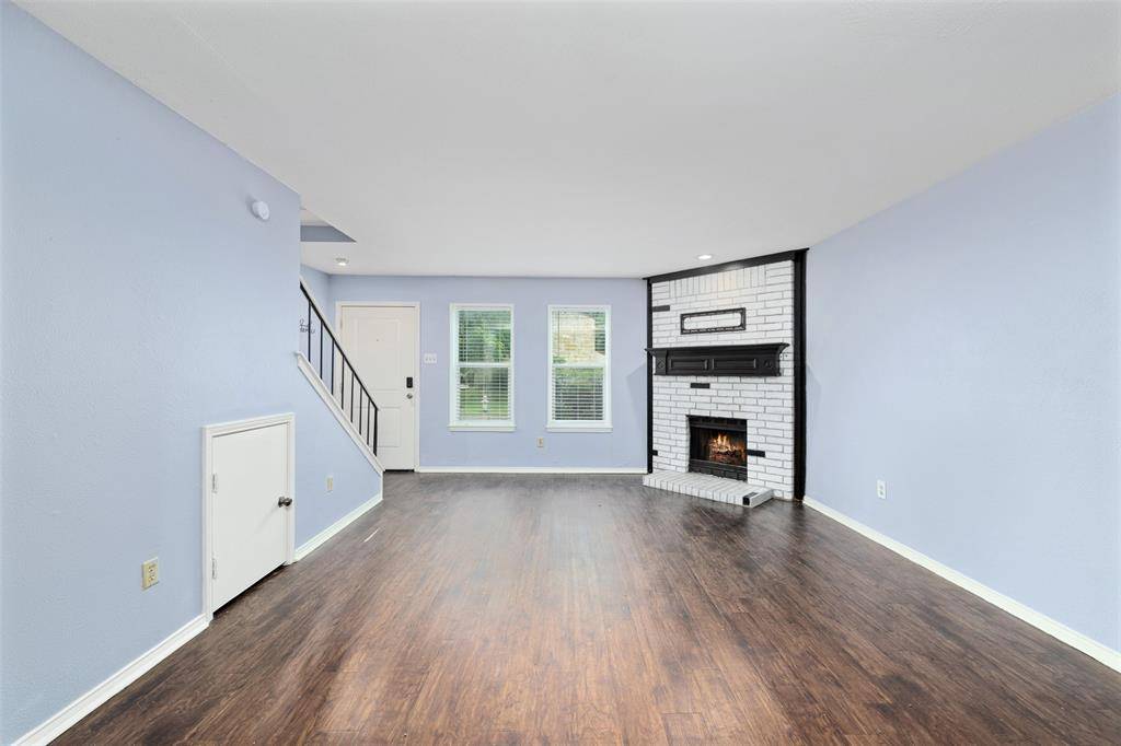 Duncanville, TX 75137,123 Austin Stone Drive