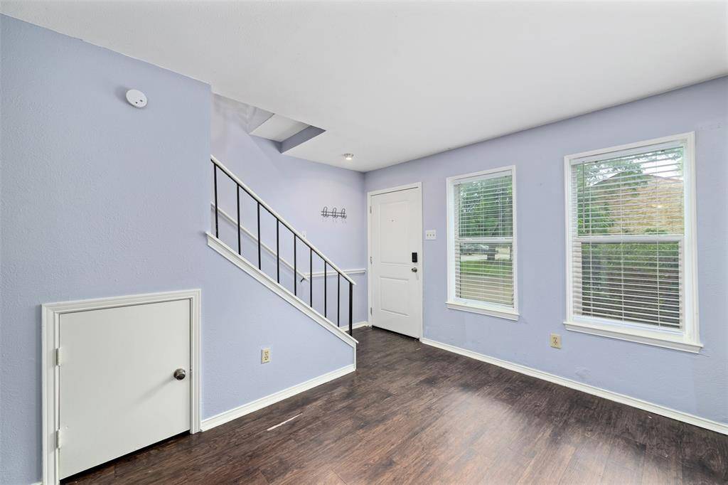 Duncanville, TX 75137,123 Austin Stone Drive