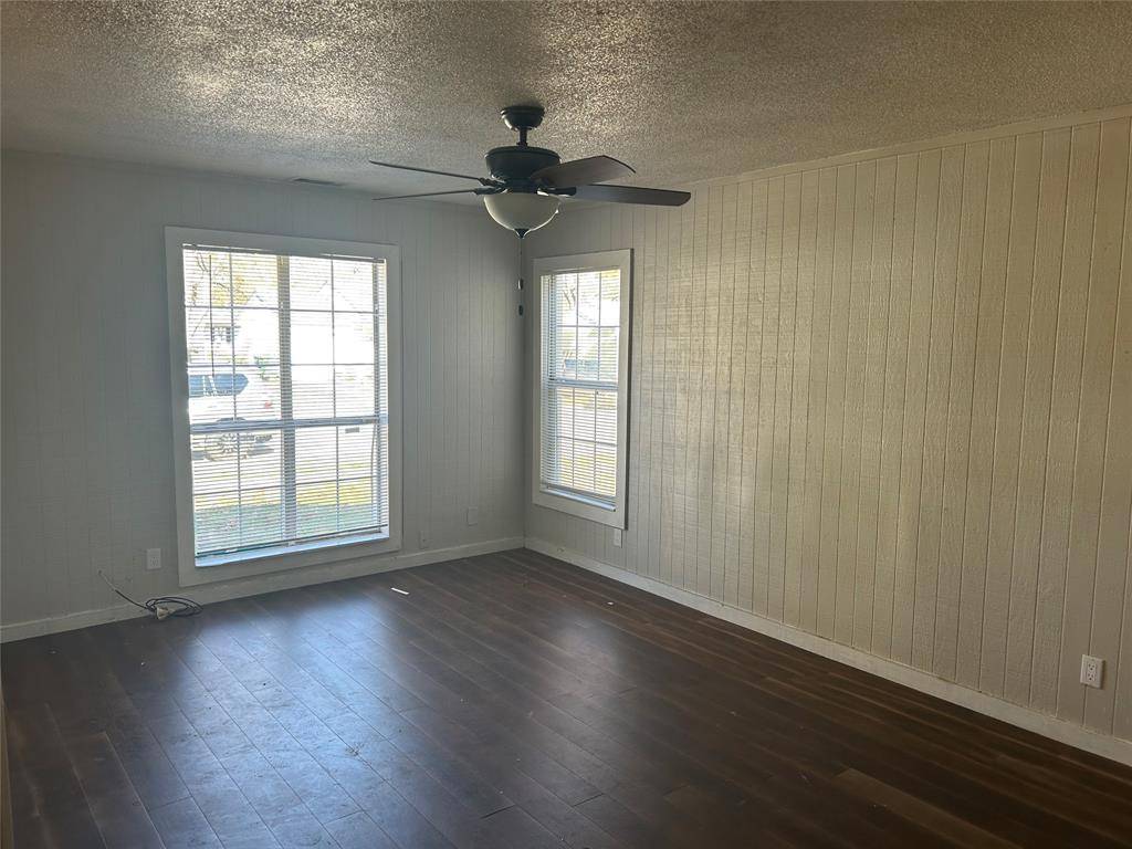 Garland, TX 75040,844 Nash Street