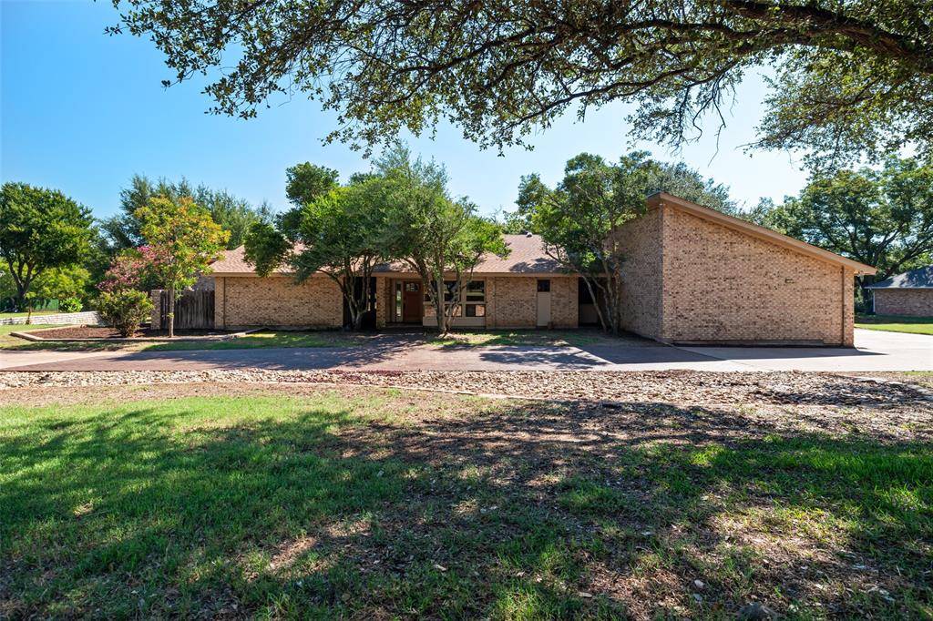 Granbury, TX 76049,7508 Ravenswood Road
