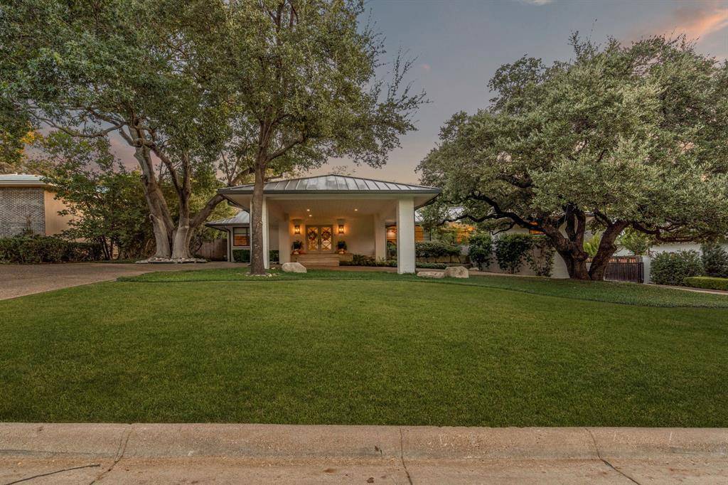 Westover Hills, TX 76107,5849 Merrymount Road