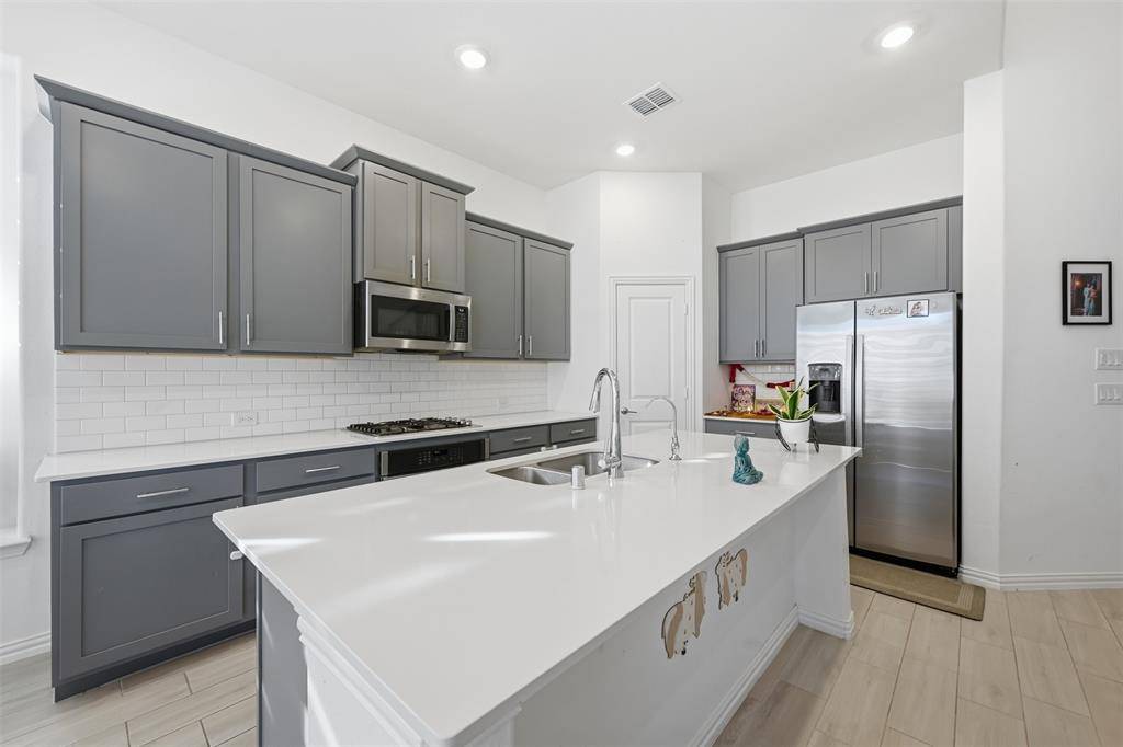 Little Elm, TX 75068,2121 Esher Drive