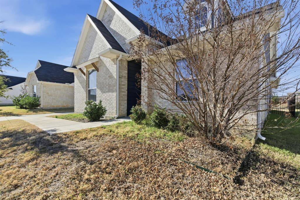 Burleson, TX 76028,649 Charlotte Lane