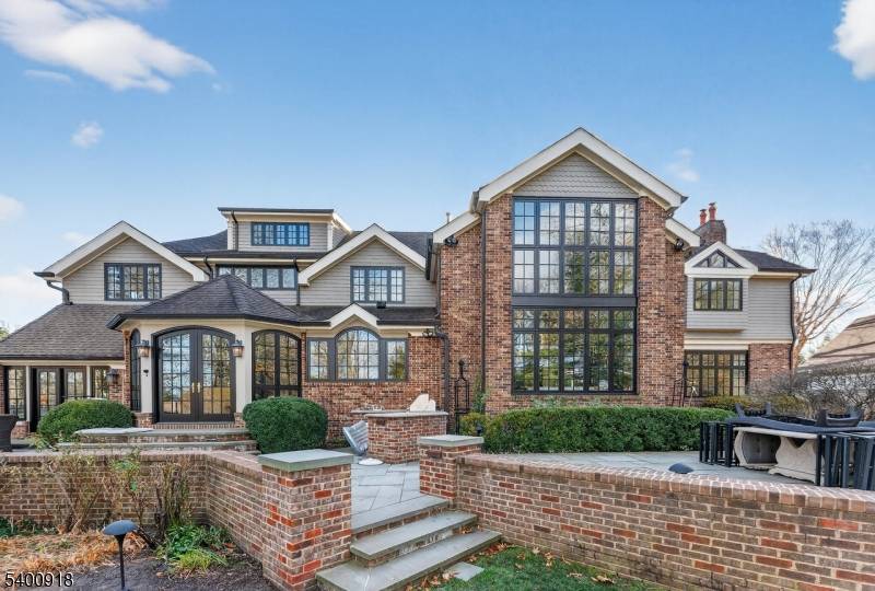 North Caldwell Boro, NJ 07006,54 Hamilton Dr East