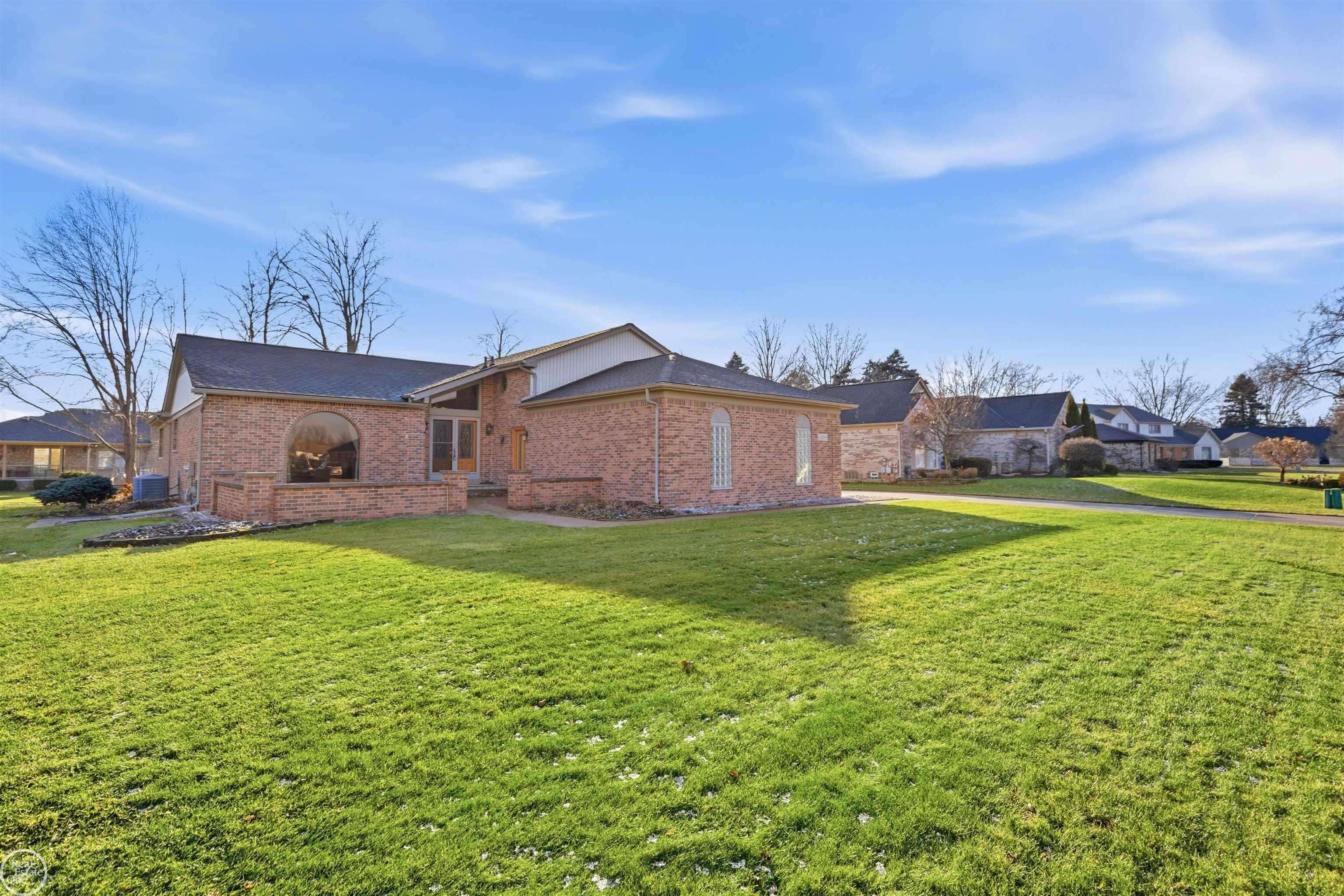 Shelby Twp, MI 48315,12366 Cone DR