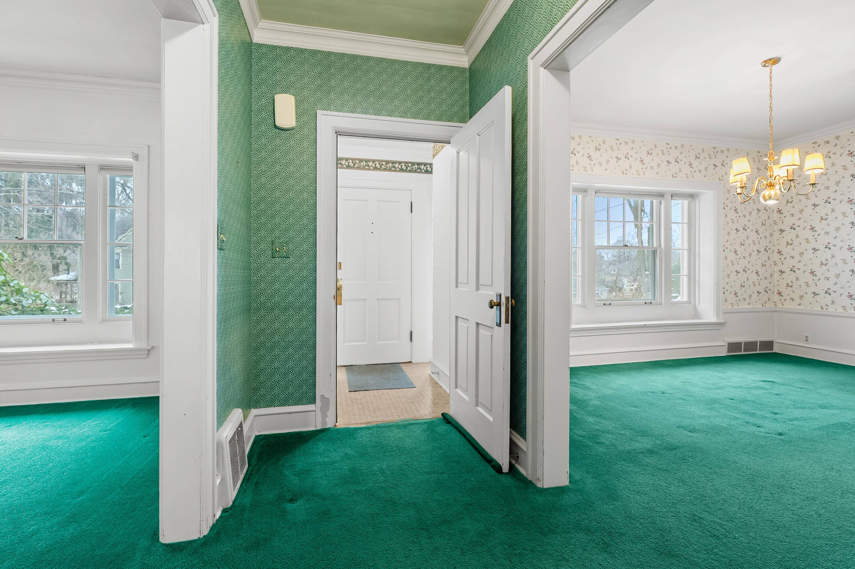 Kalamazoo, MI 49006,1415 Henderson DR