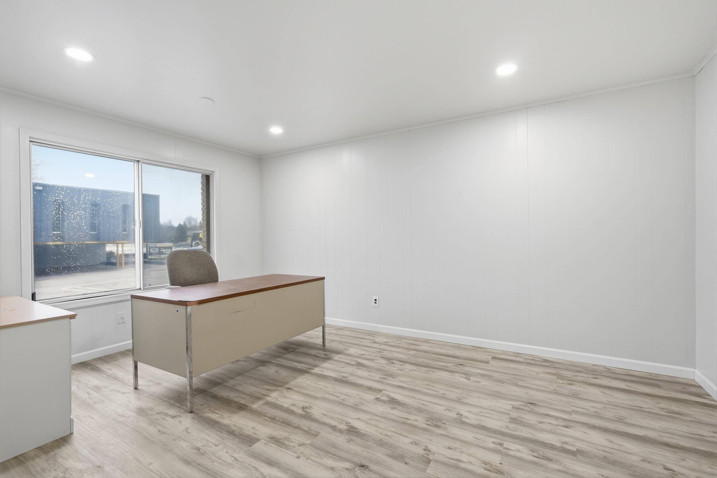 Southfield, MI 48075,19100 W 10 Mile RD