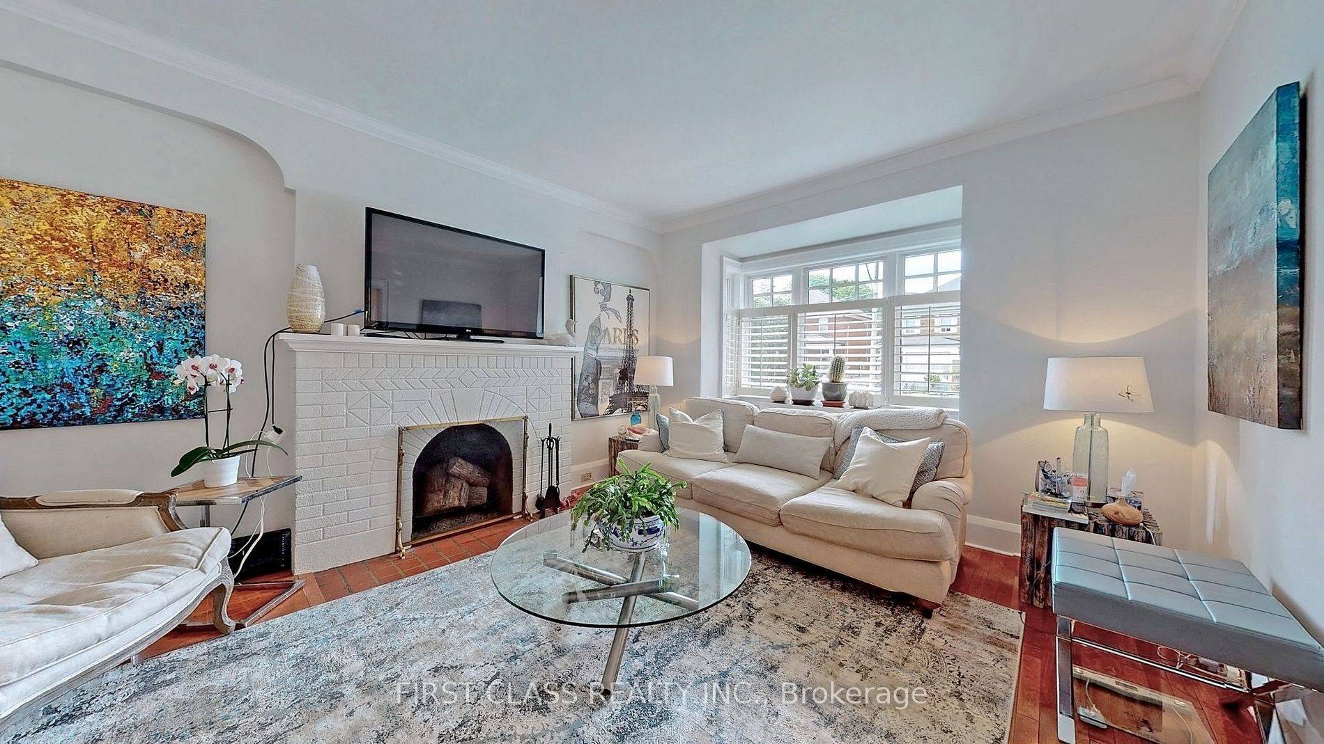 Toronto C04, ON M5M 1Y9,203 Melrose AVE