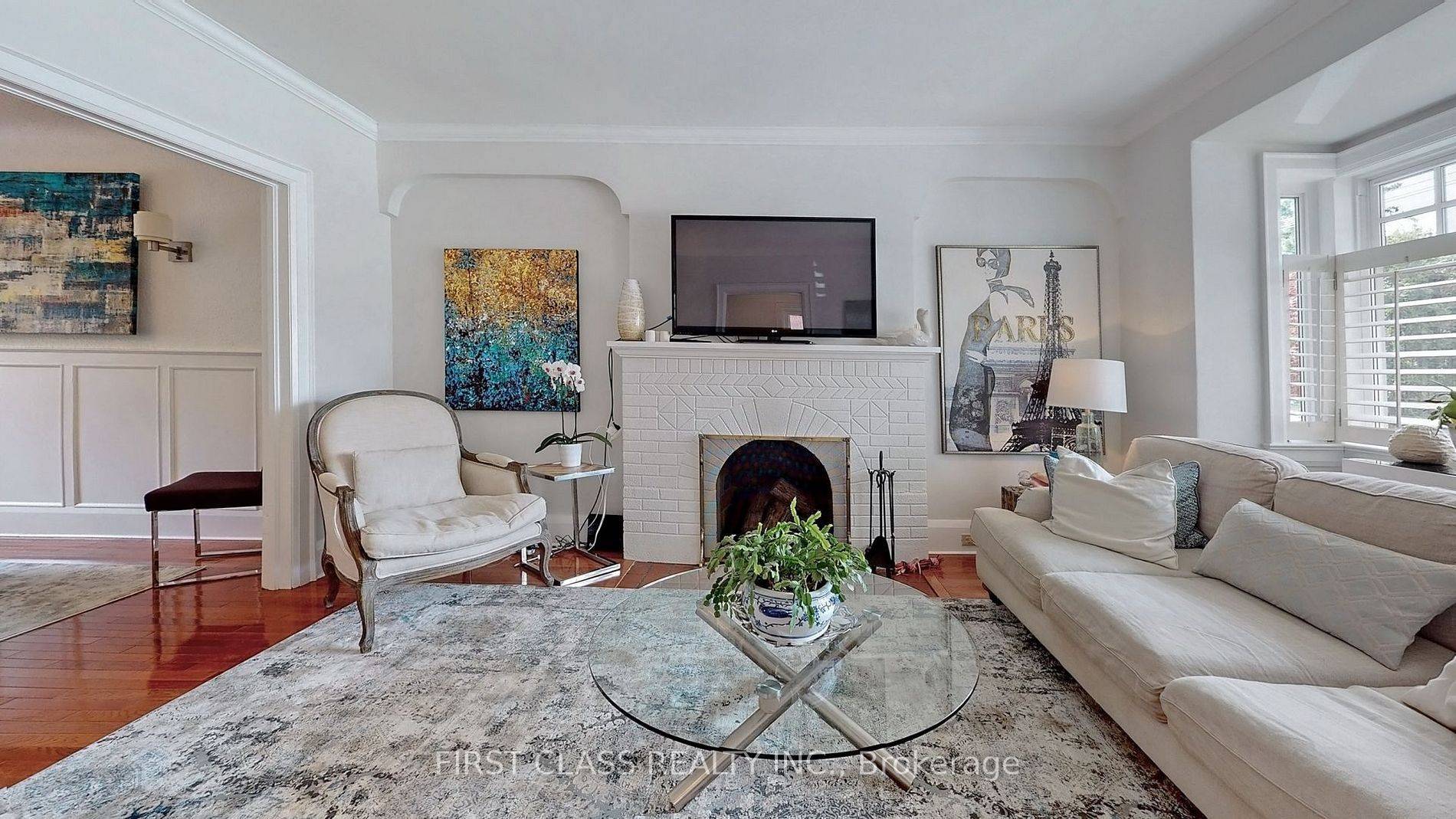 Toronto C04, ON M5M 1Y9,203 Melrose AVE