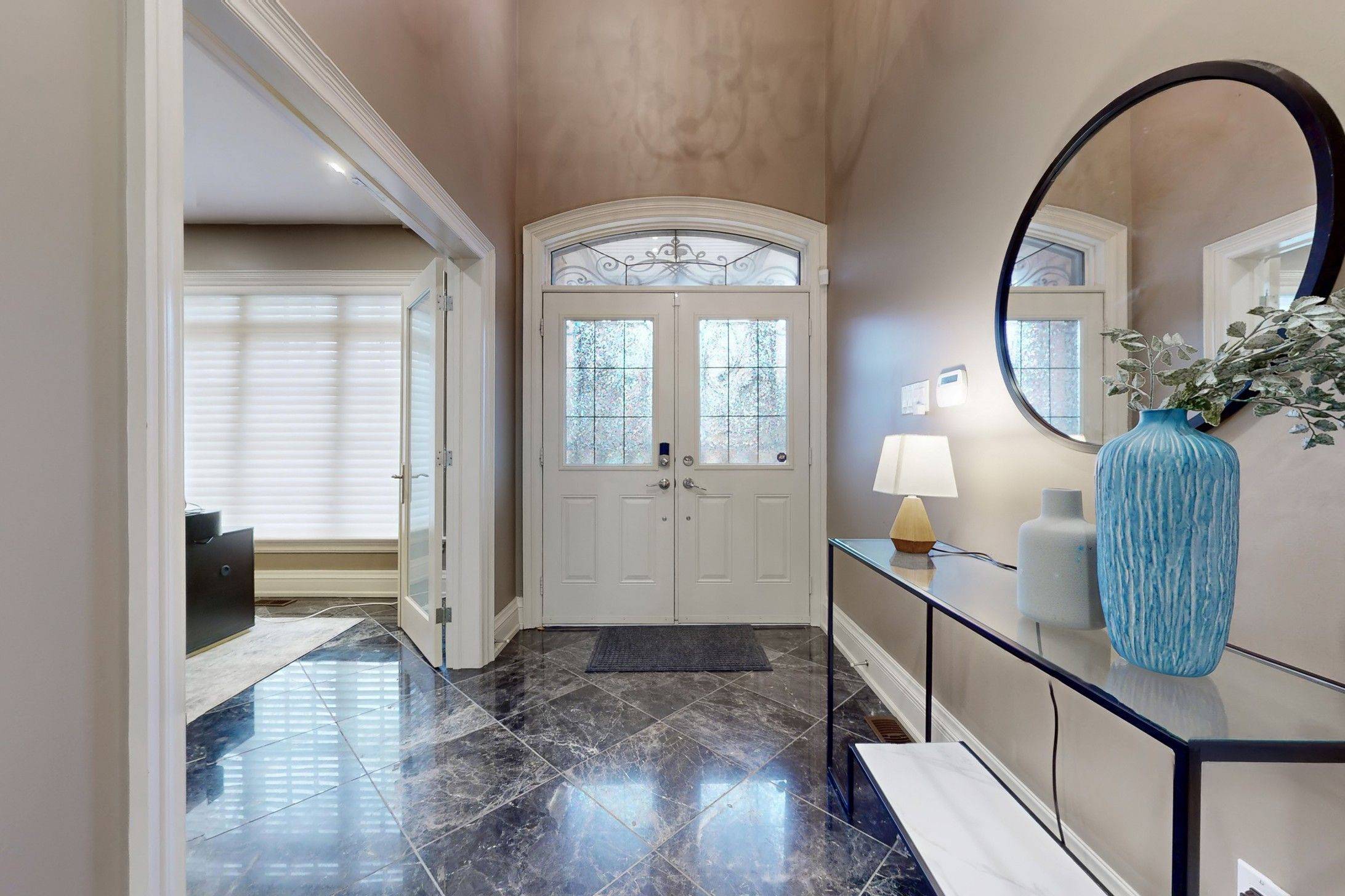 Toronto C12, ON M2L 1K6,130 York Mills RD