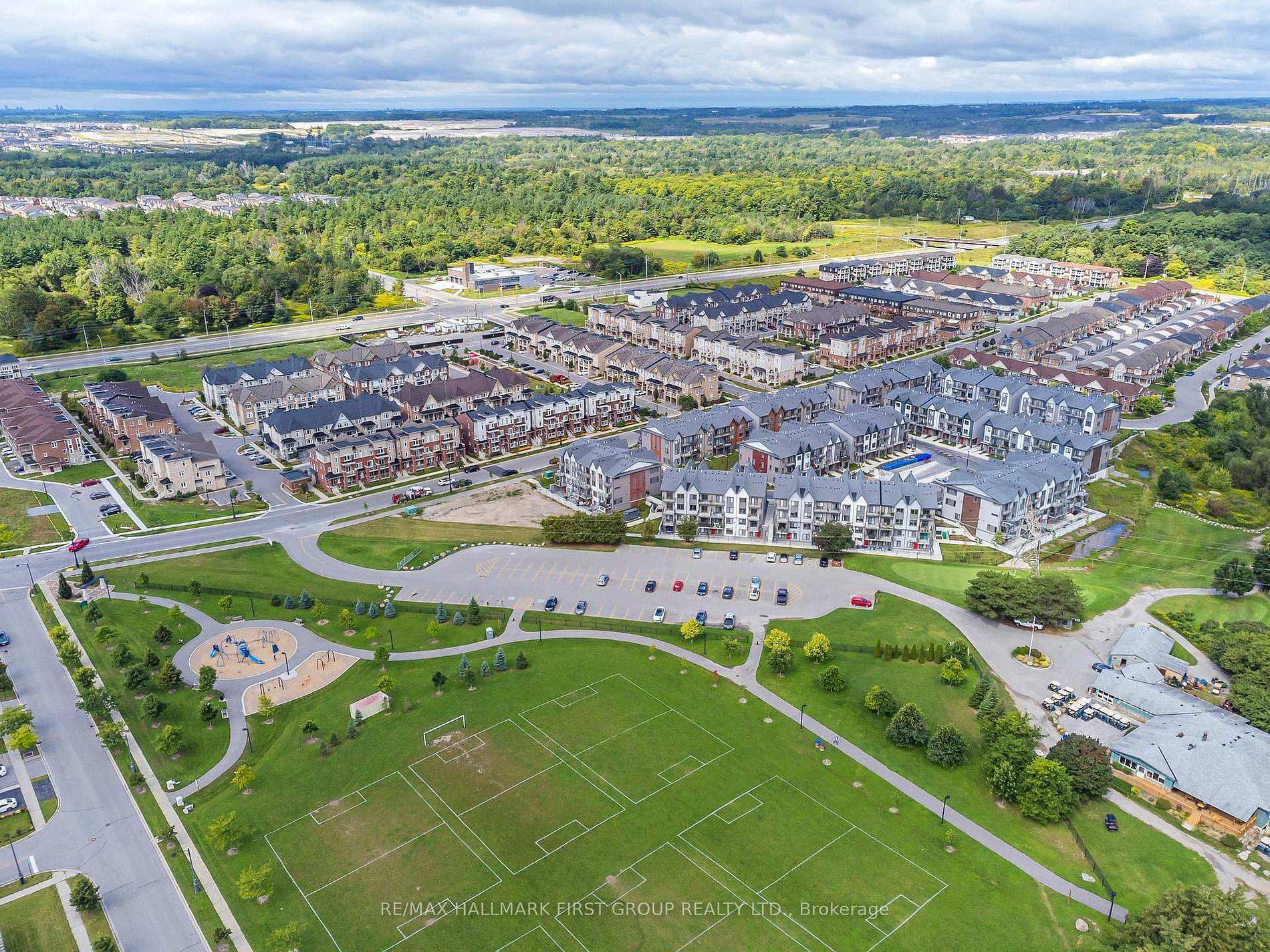 Pickering, ON L1X 0L3,212-2635 William Jackson DR