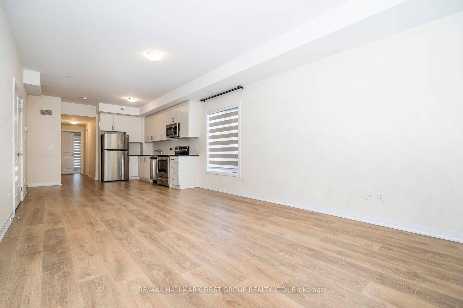 Pickering, ON L1X 0L3,212-2635 William Jackson DR