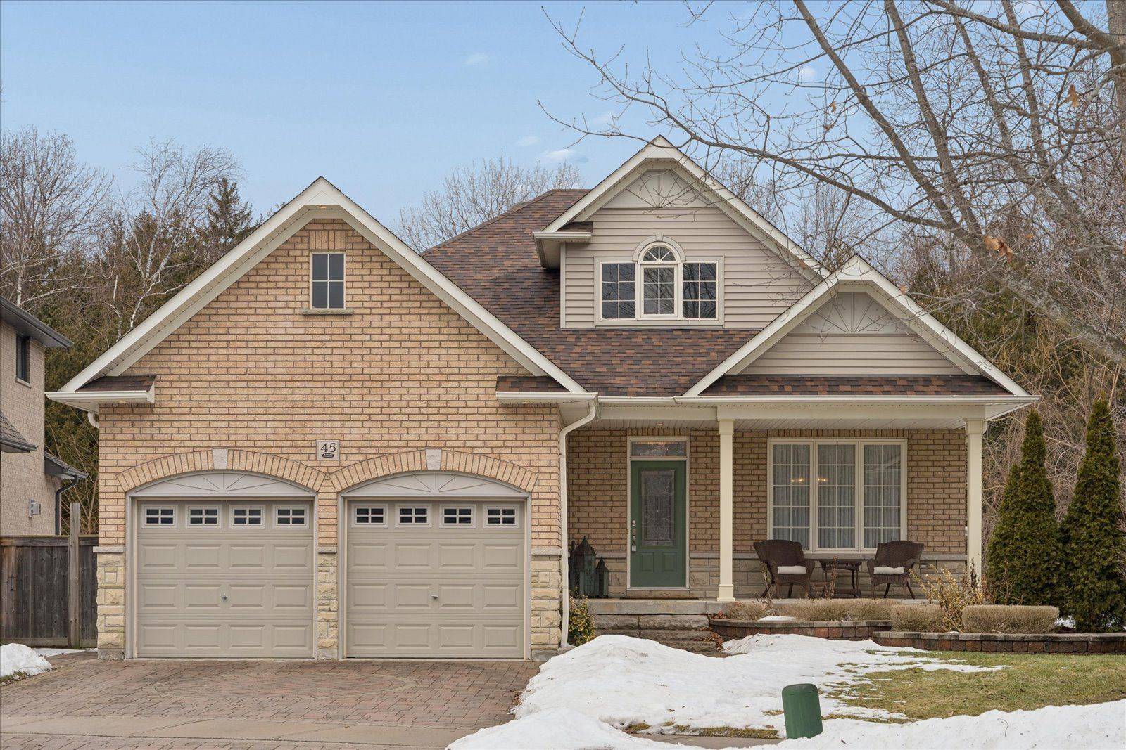 Whitby, ON L1R 3P3,45 Pebblebrook CRES
