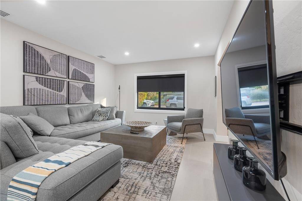 Wilton Manors, FL 33305,425 NE 25th St