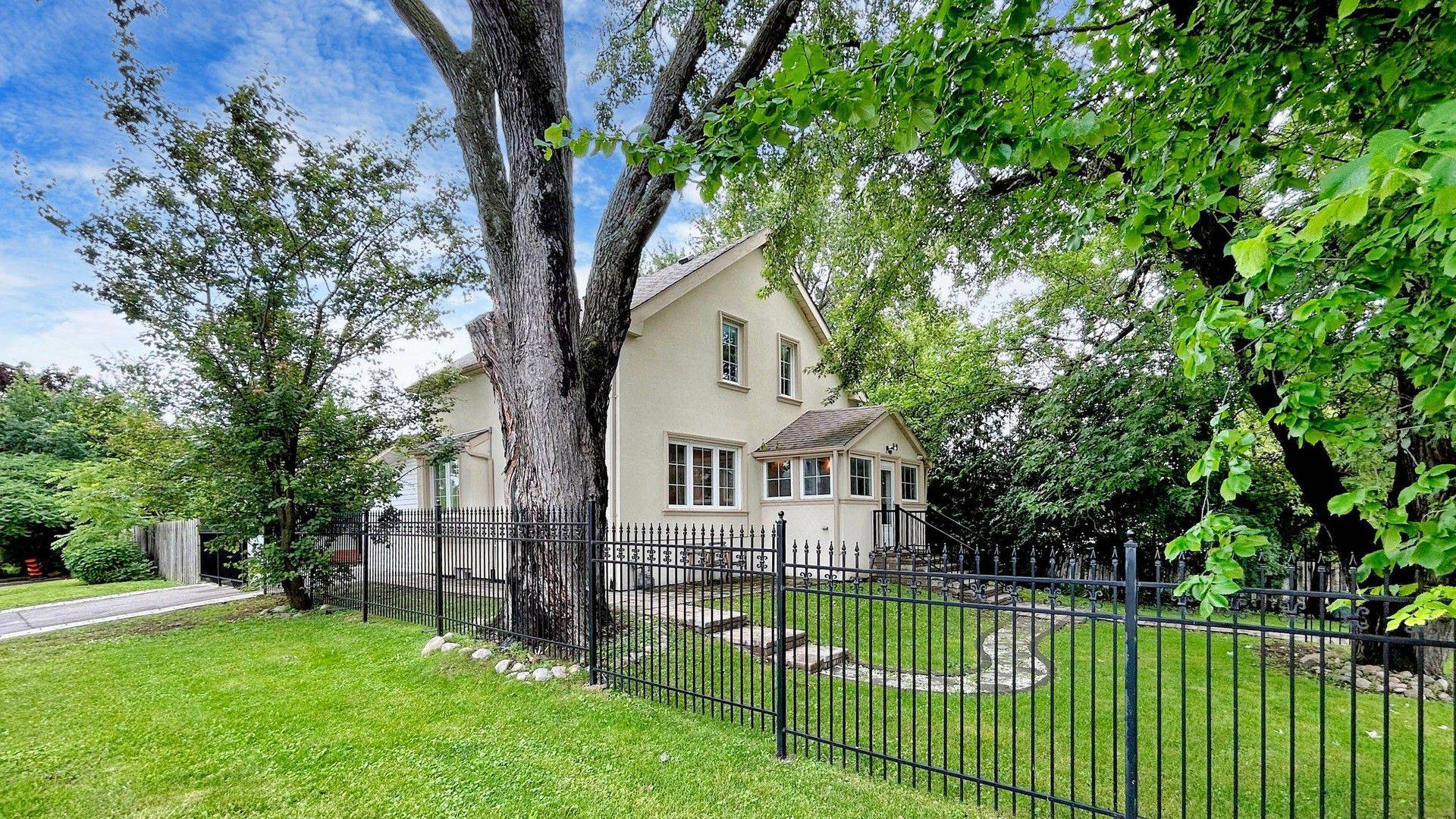 Markham, ON L3T 1P8,98 Glen Cameron RD