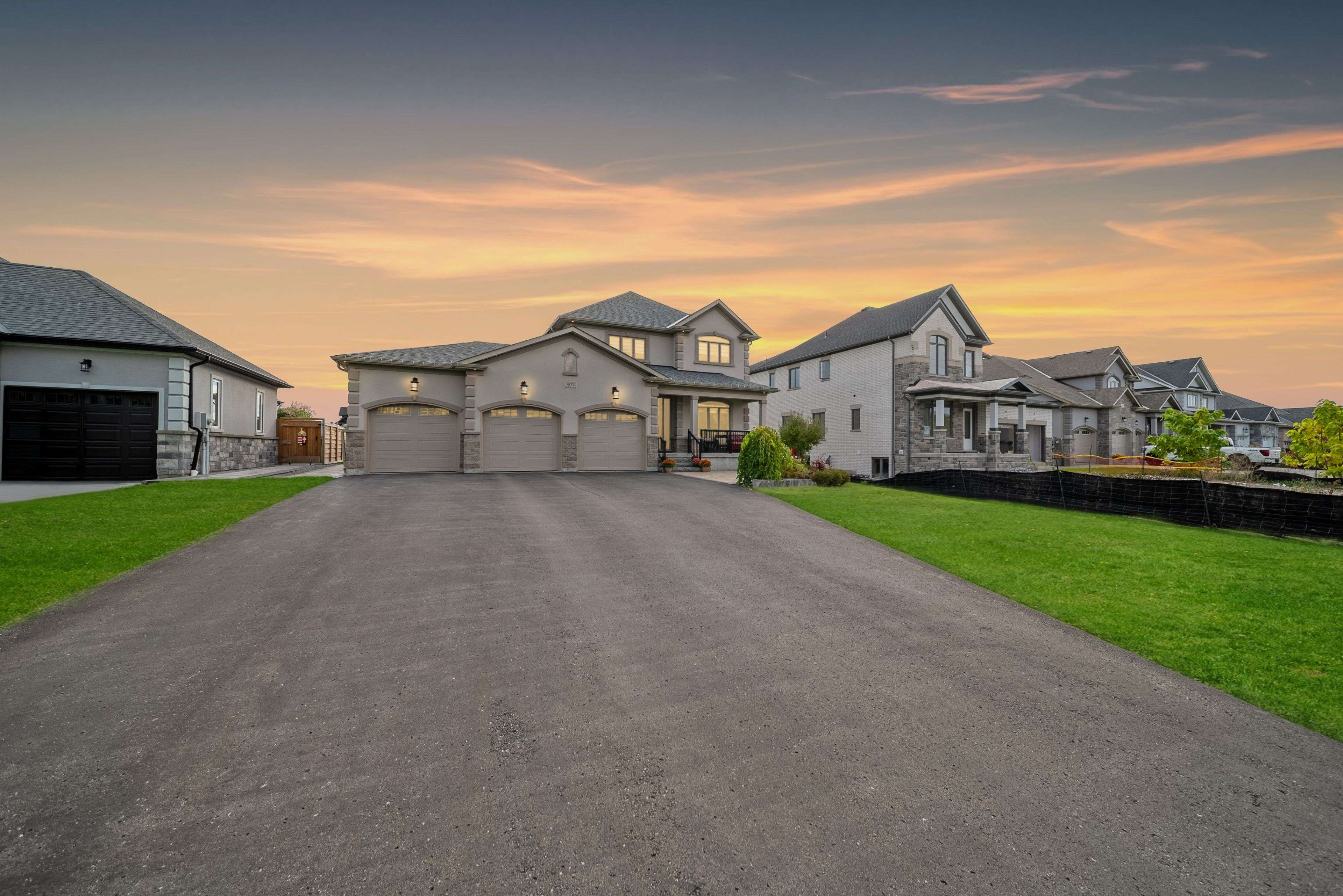 Innisfil, ON L9S 1E5,303 Sunnybrae AVE