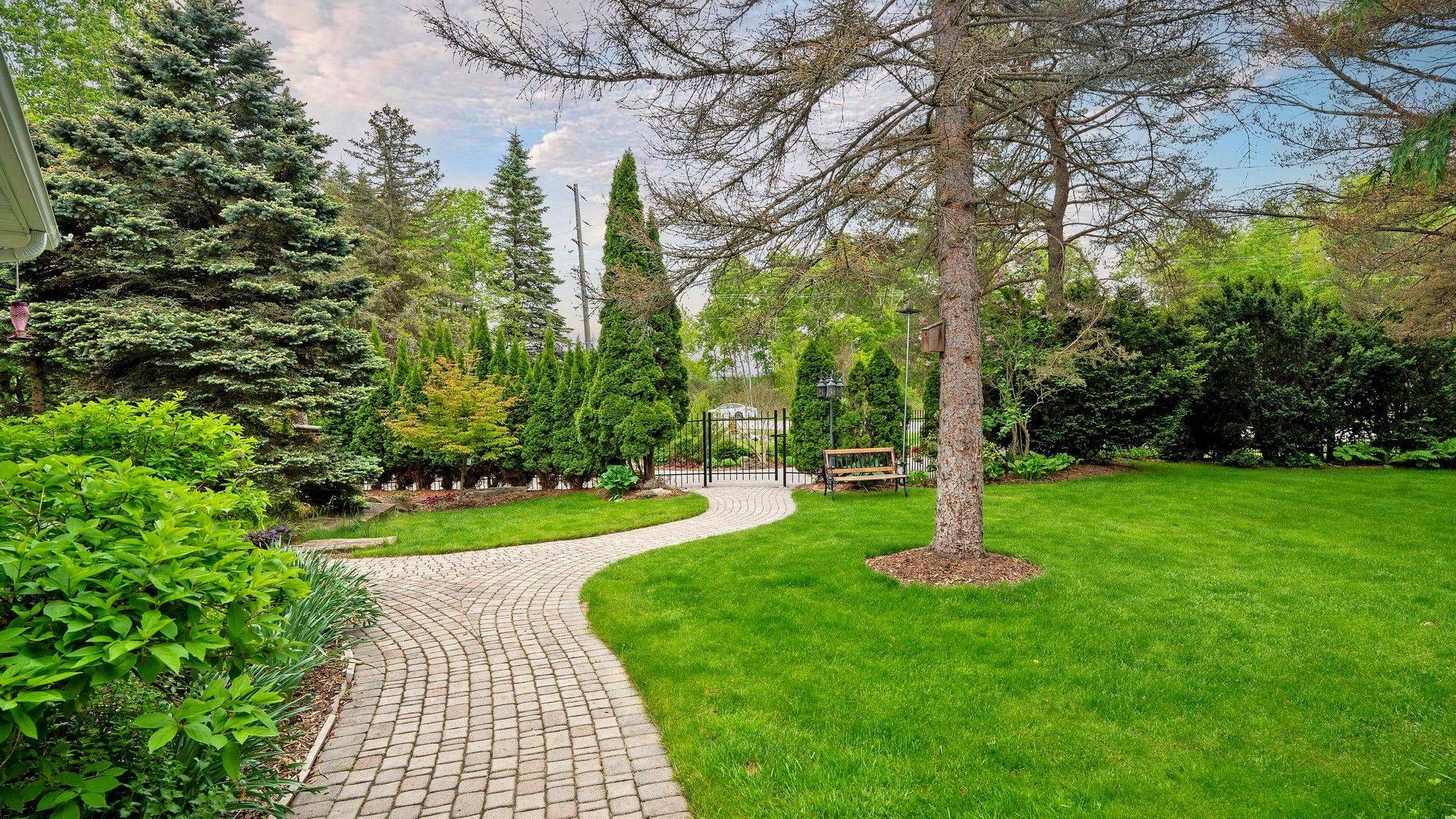 King, ON L7B 0E2,5024 Lloydtown-Aurora RD