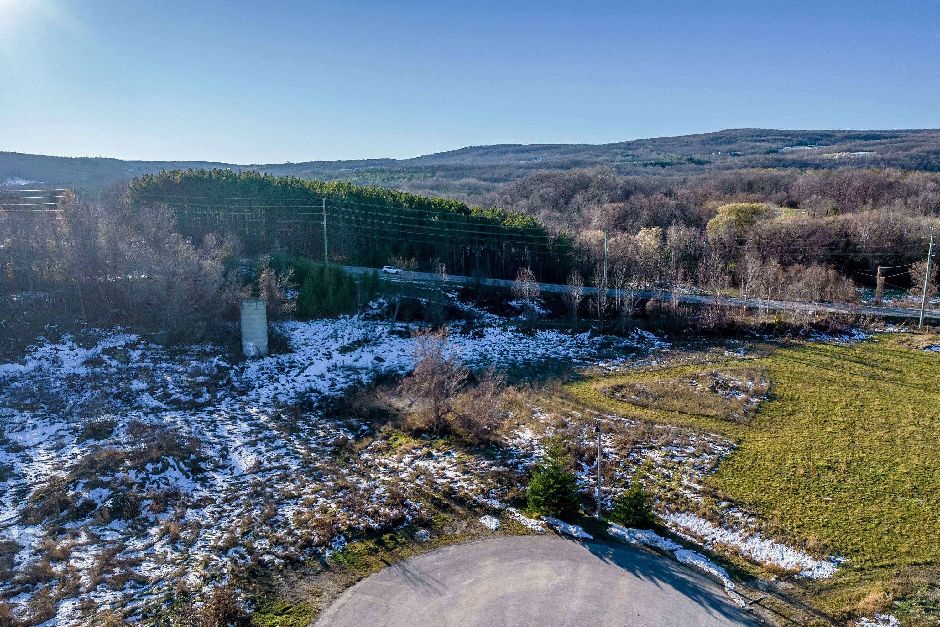 Clearview, ON L9Y 0K2,21 RAINTREE CT