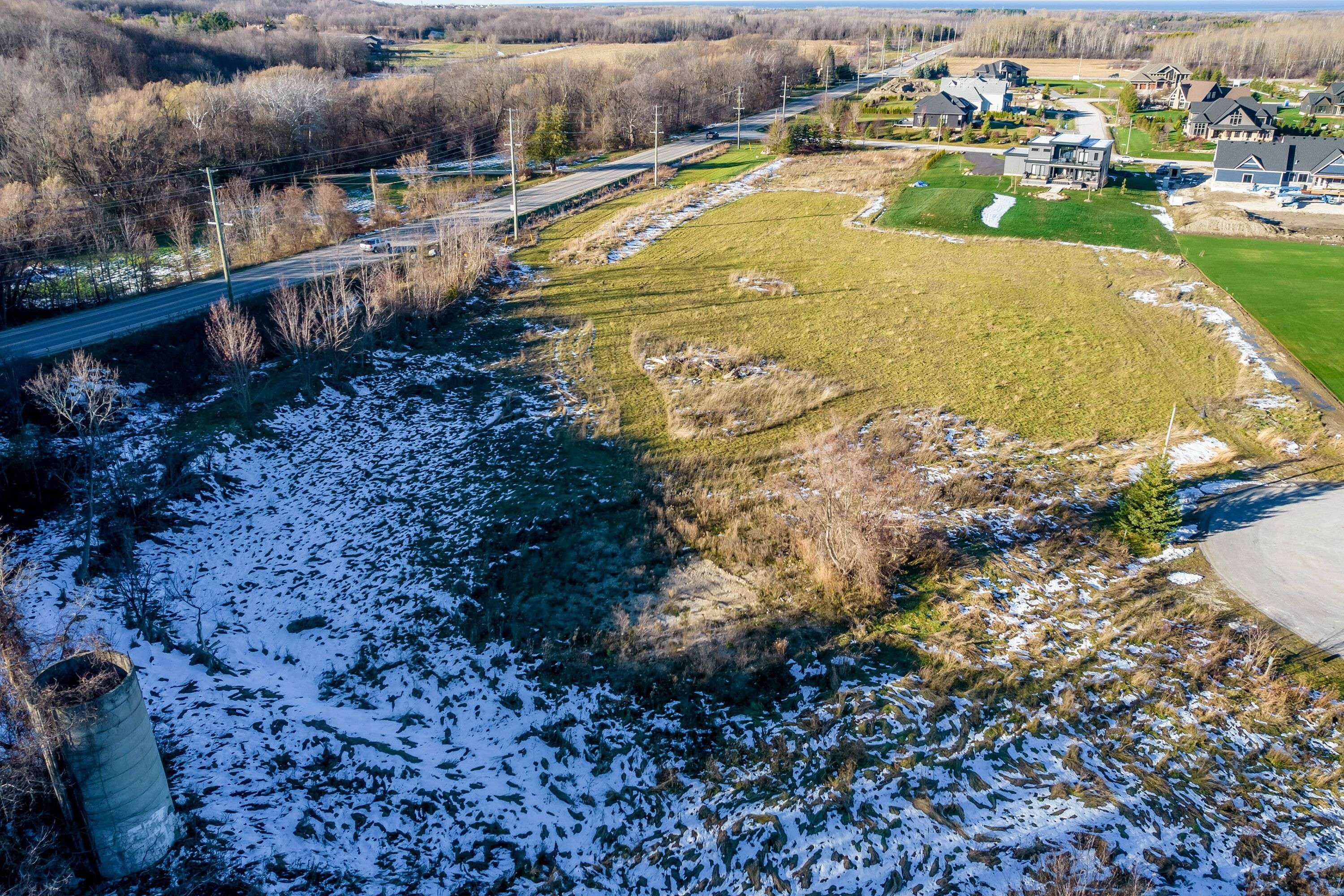 Clearview, ON L9Y 0K2,21 RAINTREE CT