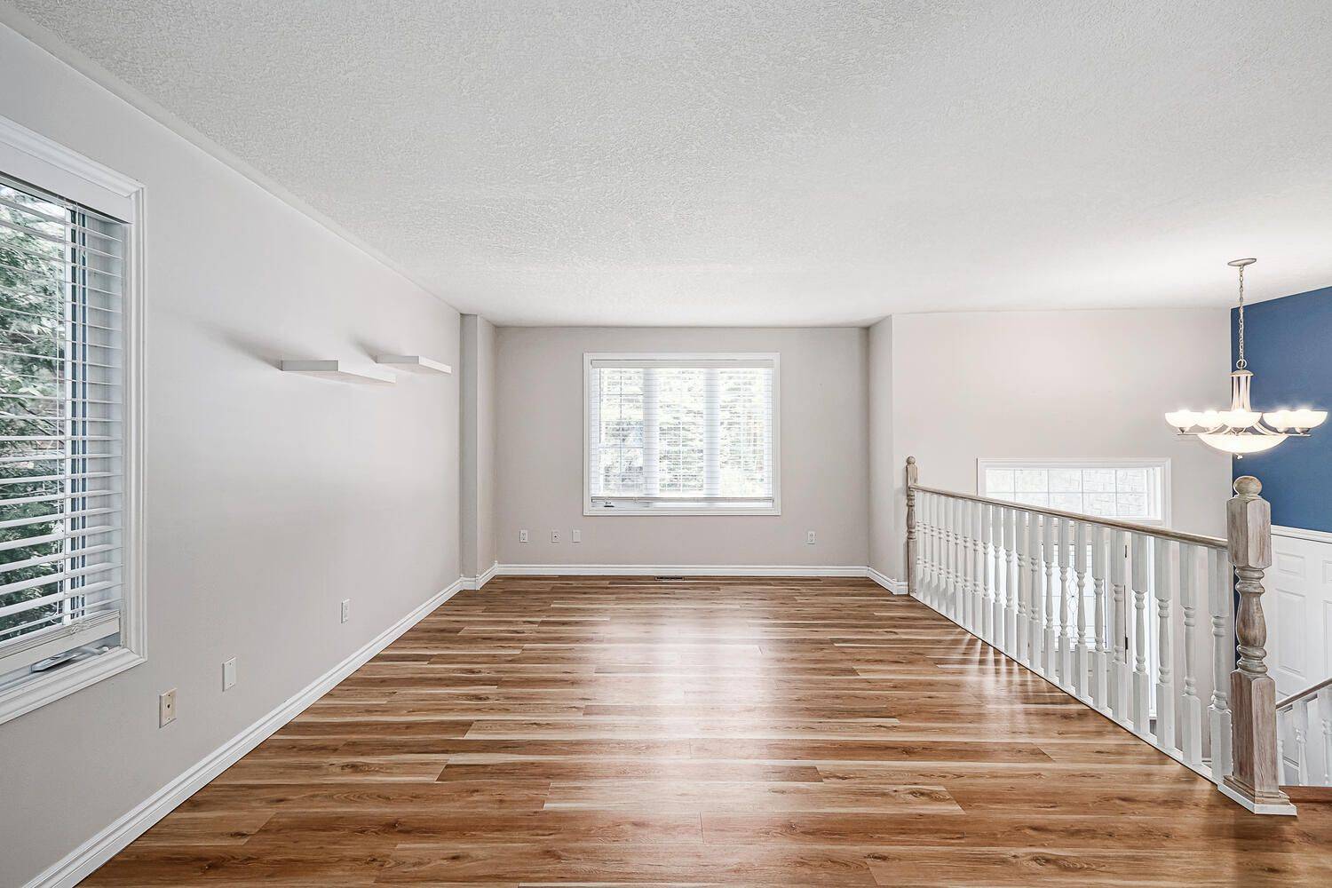 Wasaga Beach, ON L9Z 1W5,72 57TH ST S