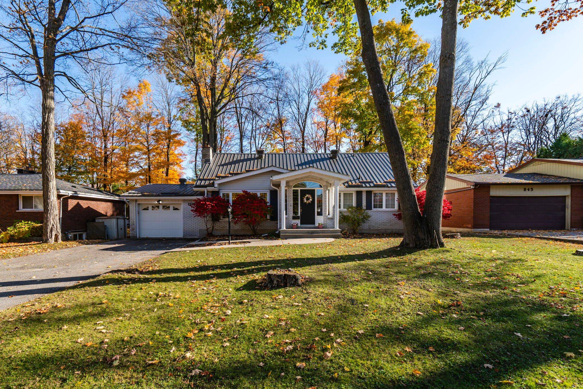 Midland, ON L4R 1S6,835 Dominion AVE