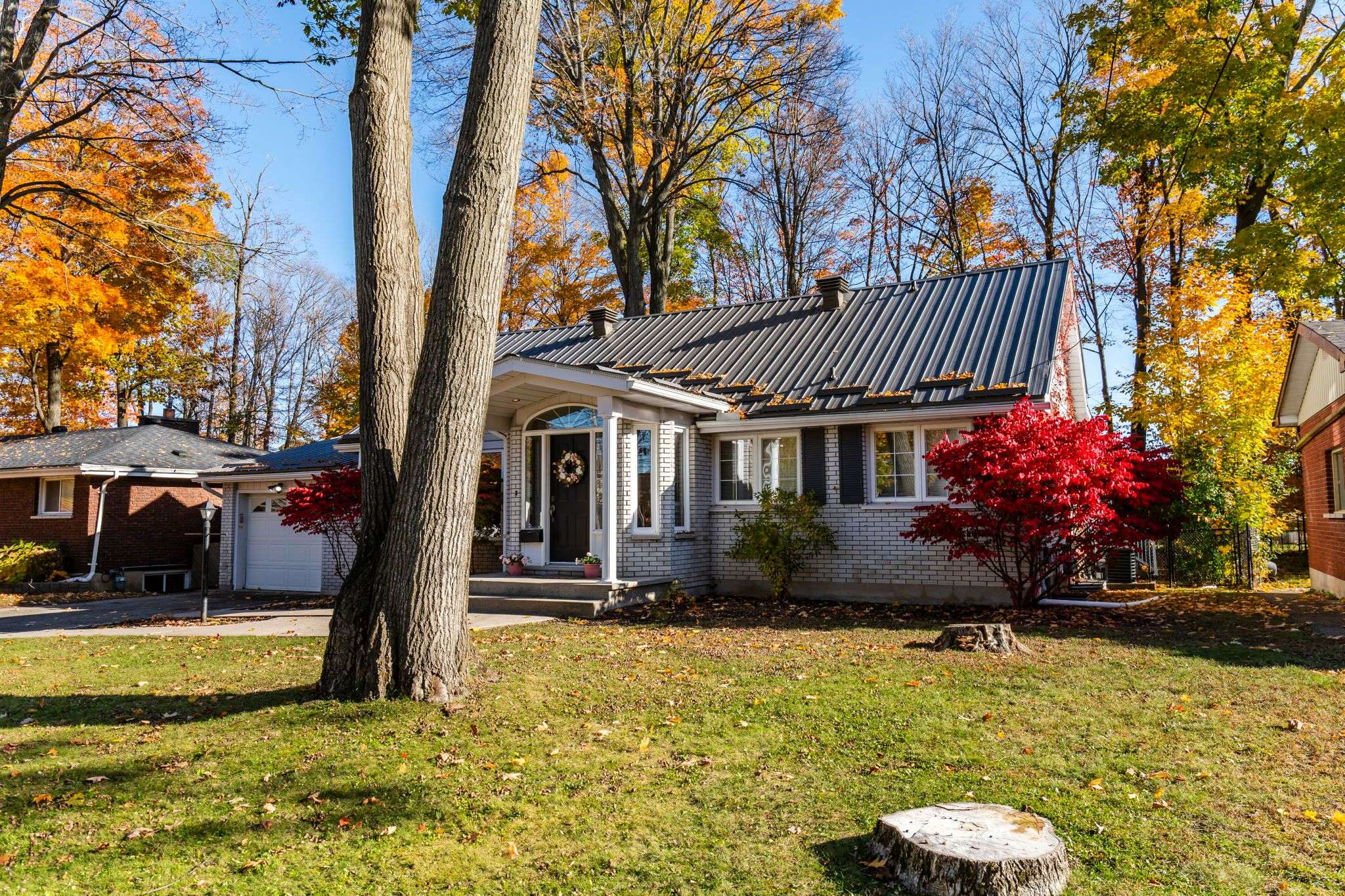 Midland, ON L4R 1S6,835 Dominion AVE