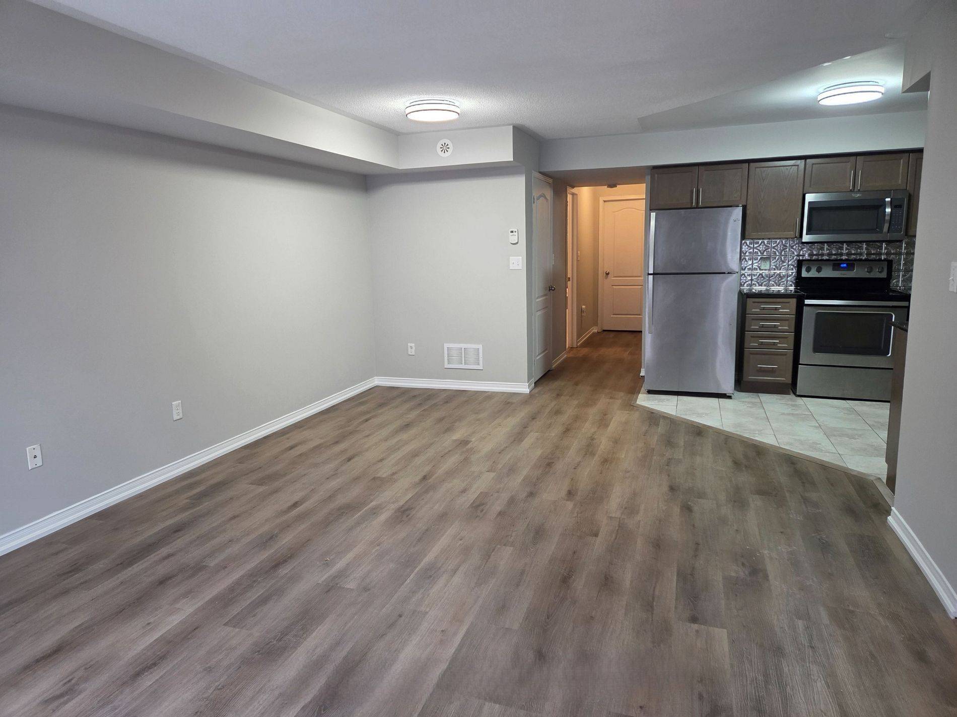 Oakville, ON L6H 0K1,2472 Post RD #19