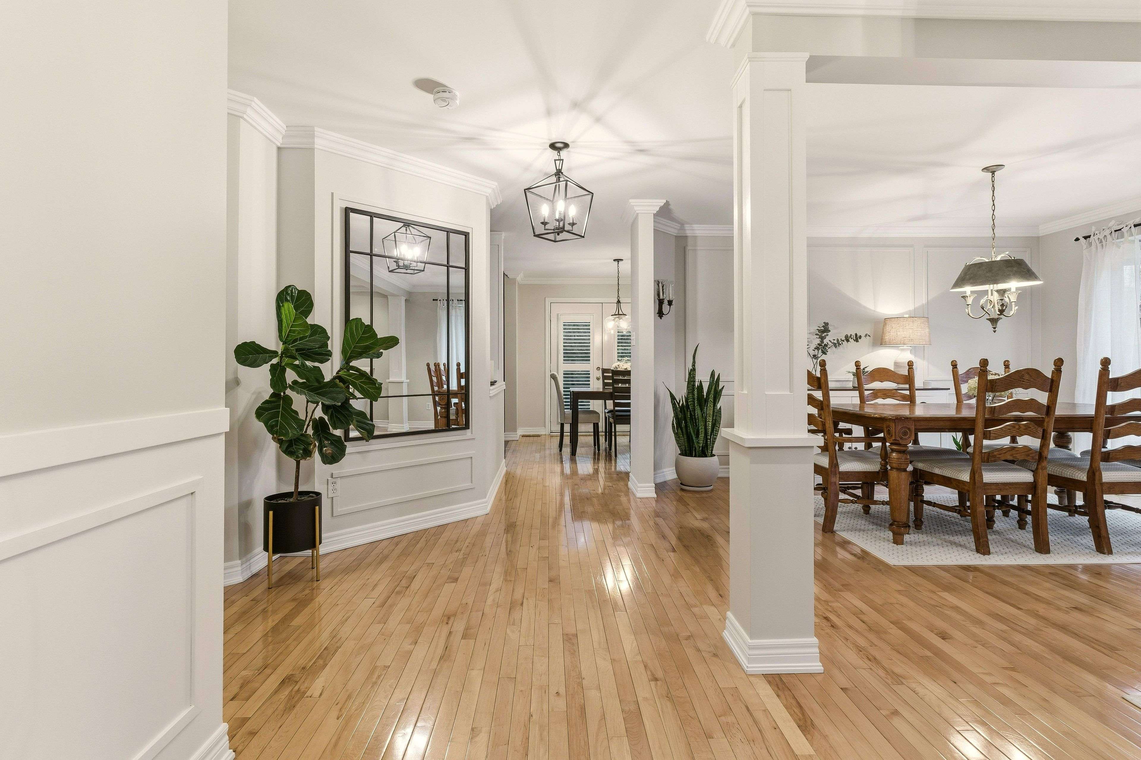 Burlington, ON L7L 6W4,5205 Brada CRES