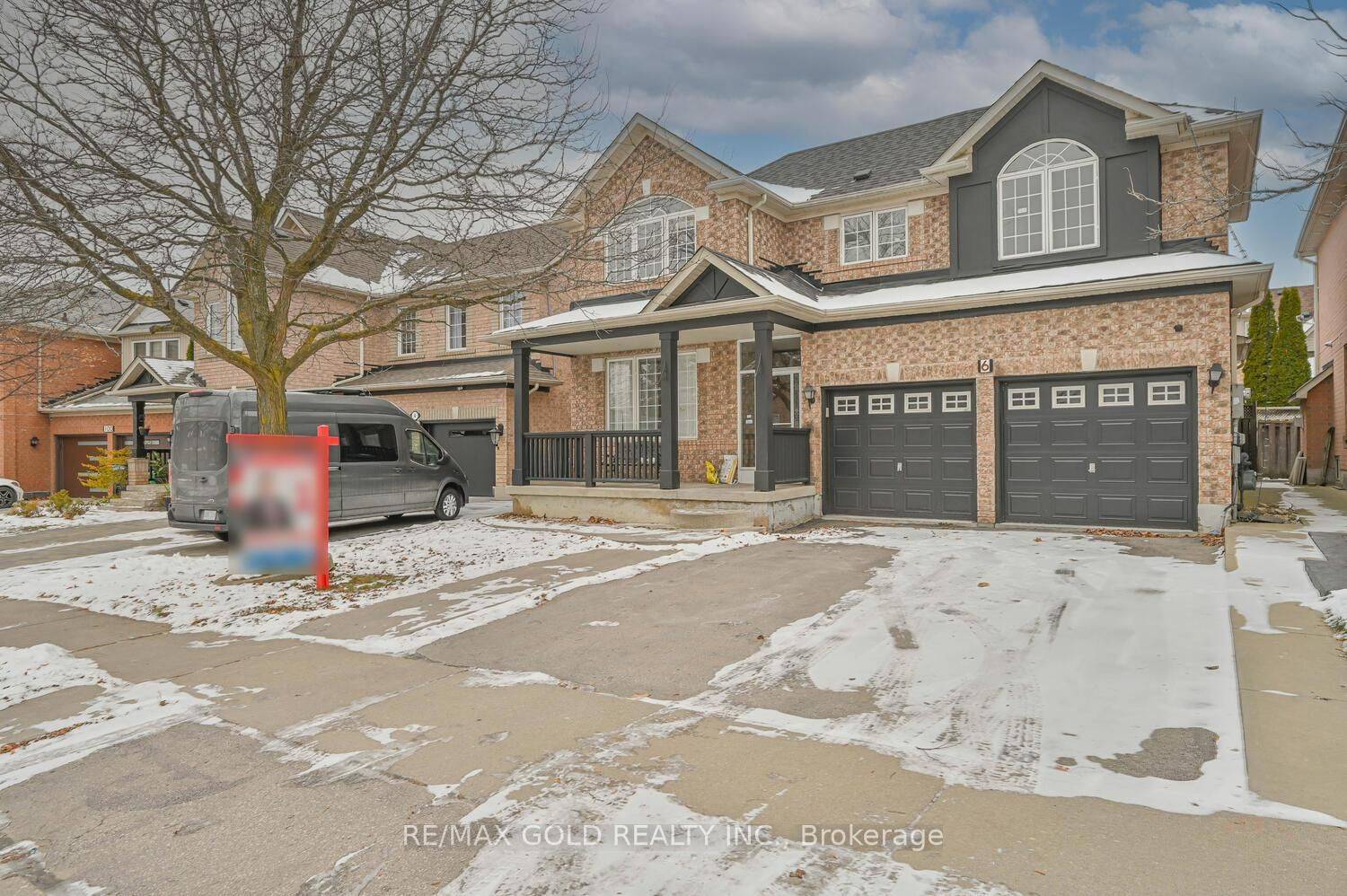 Brampton, ON L6P 1L2,6 Verona DR