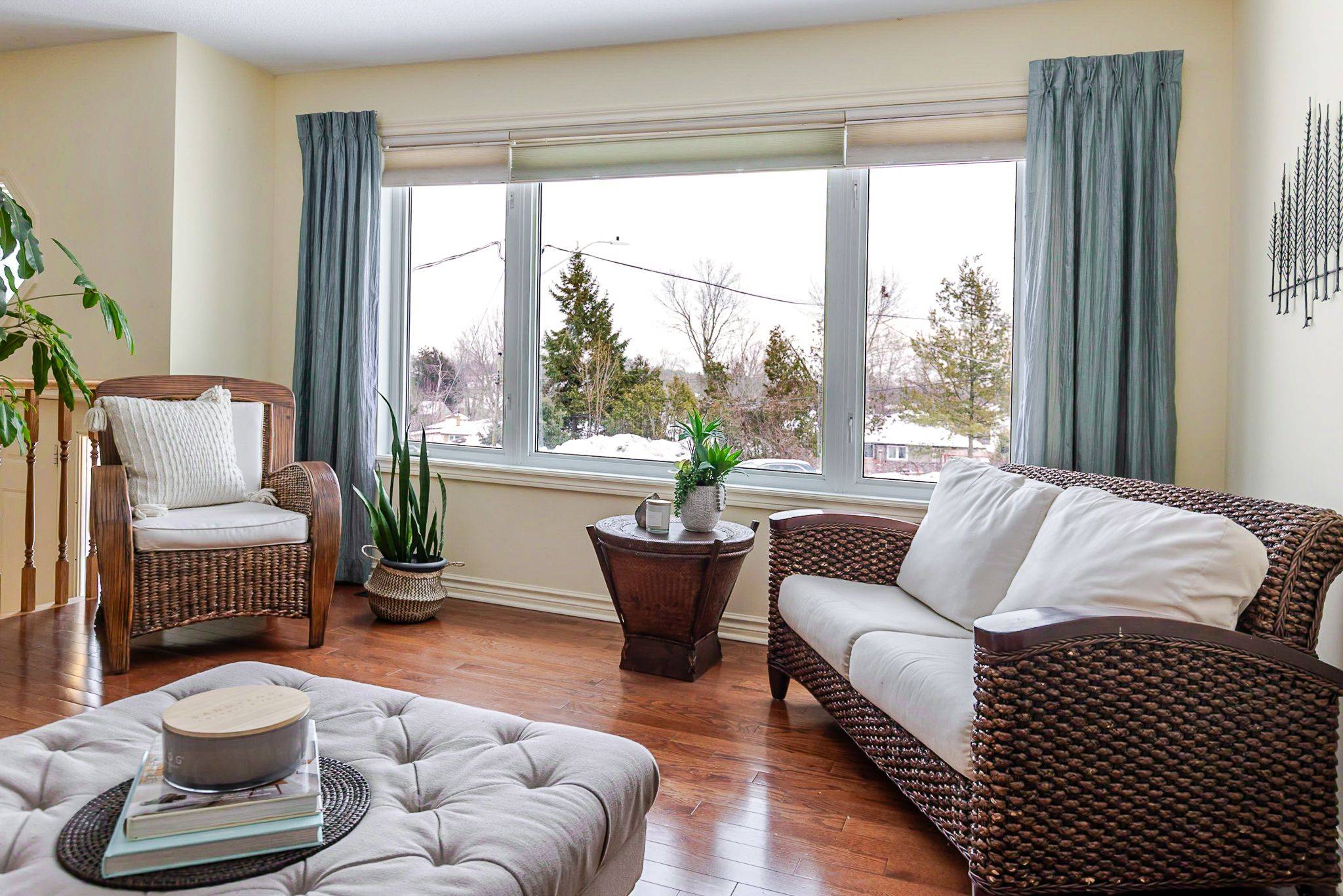 Peterborough, ON K9H 5P5,212 Gallagher ST