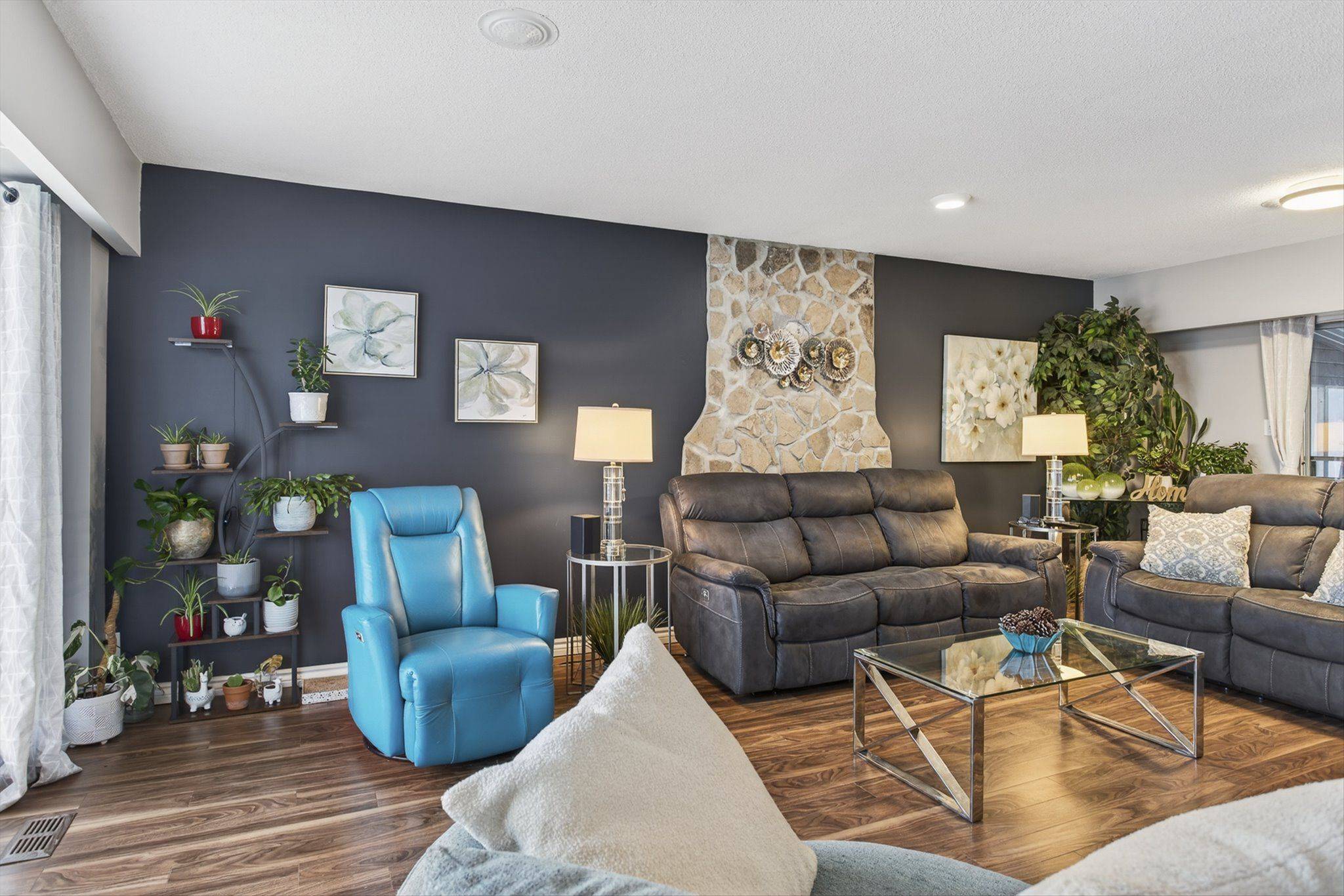 Otonabee-south Monaghan, ON K9J 6X8,965 Hiawatha Line