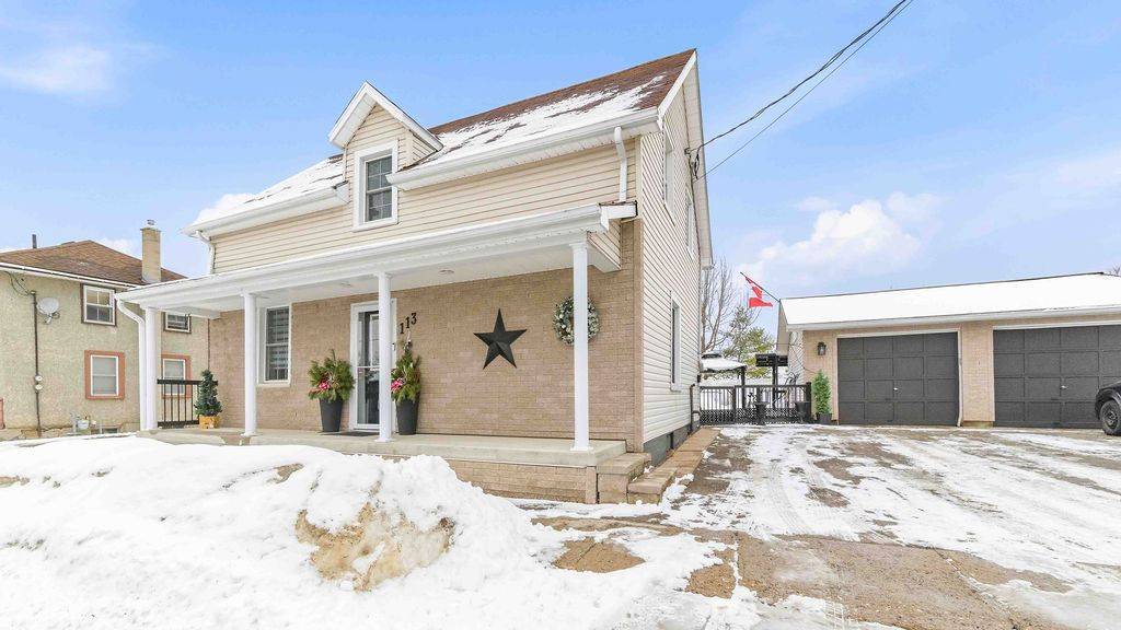 Renfrew, ON K7V 2E3,113 Bank ST N