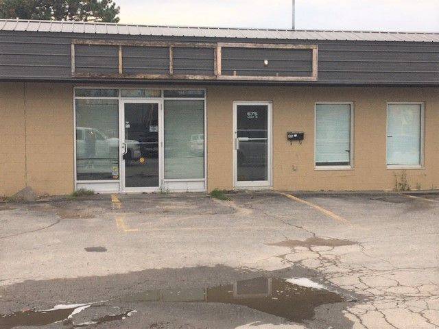 Peterborough, ON K9J 7J6,675 The Queensway N/A #B