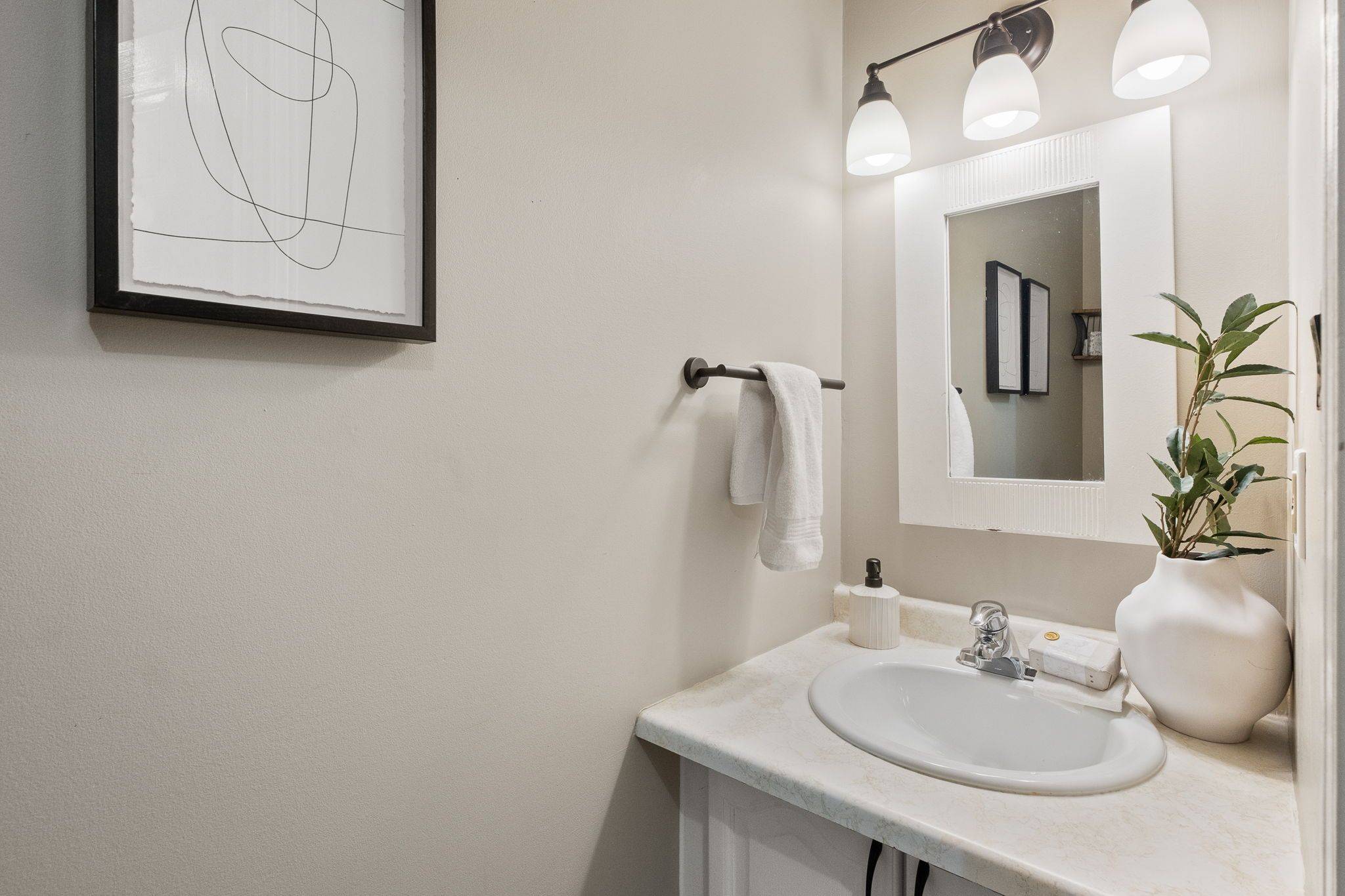 Cobourg, ON K9A 5L1,851 Chipping Park BLVD