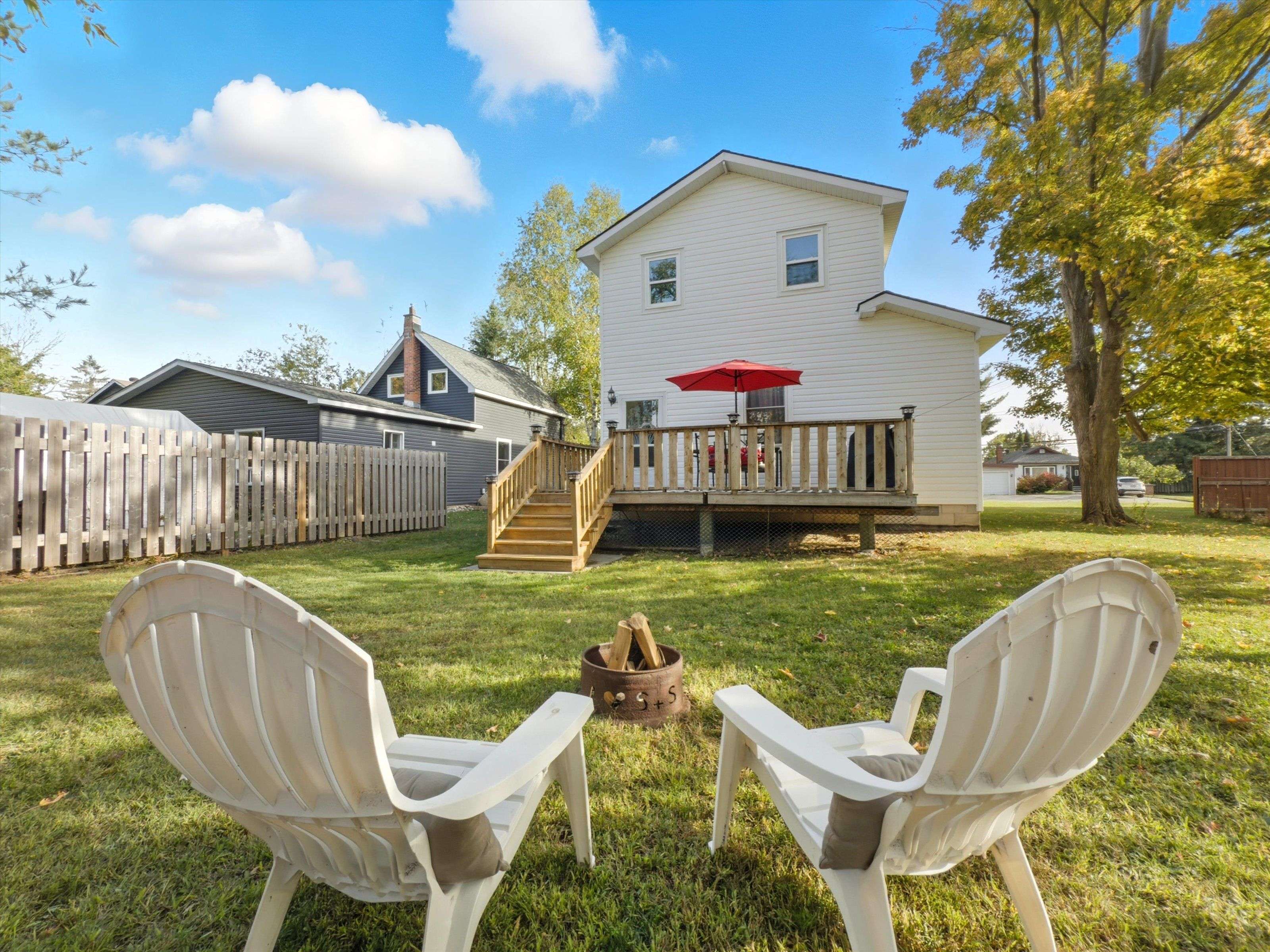 Bracebridge, ON P1L 1E6,197 DILL ST