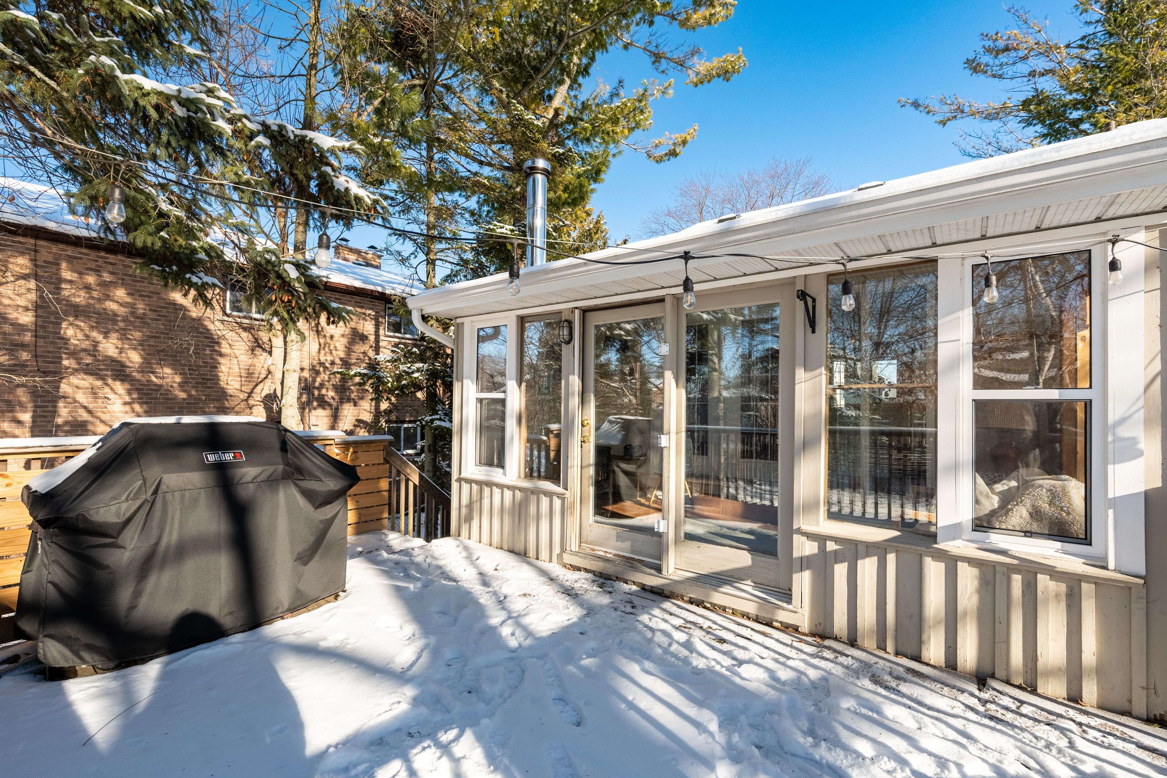 Kingston, ON K7M 3N7,35 Montgomery BLVD