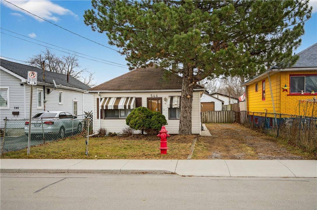 Hamilton, ON L8H 6V4,544 Quebec ST