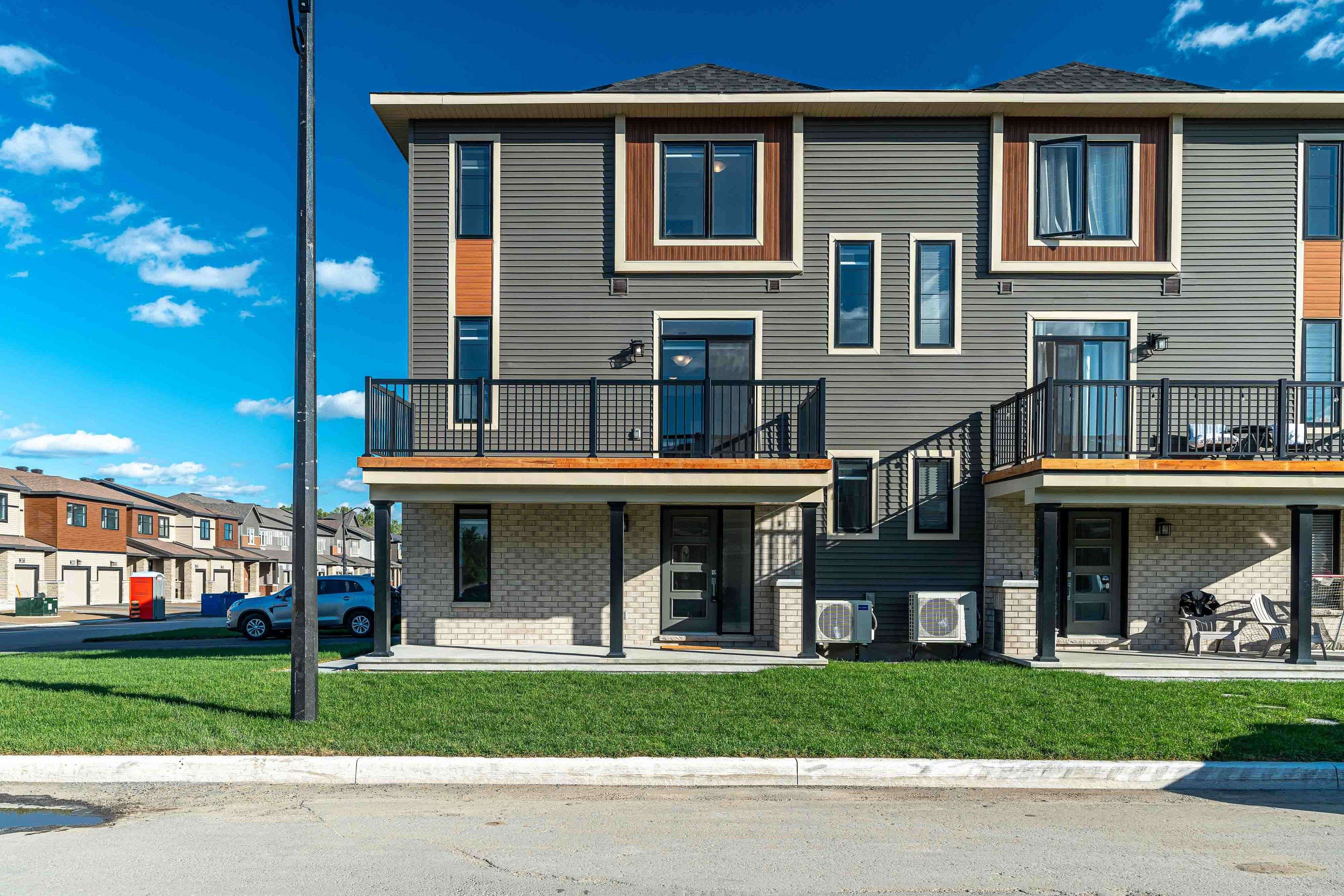 Kanata, ON K2K 1X7,258 Elsie MacGill WALK