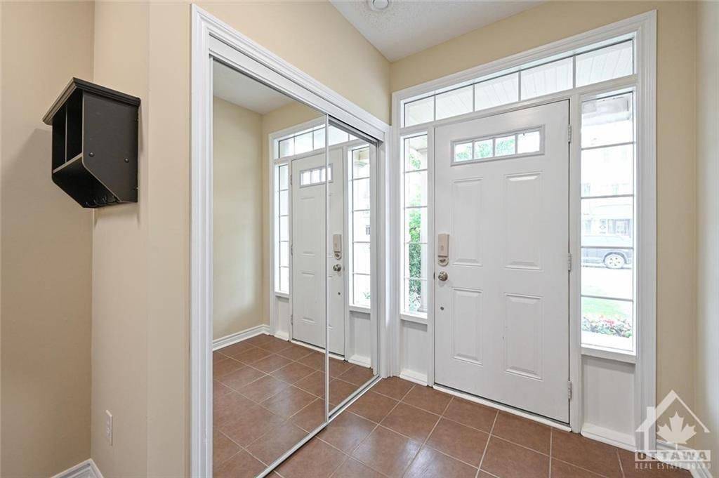 Barrhaven, ON K2J 0K2,2042 Madrid AVE