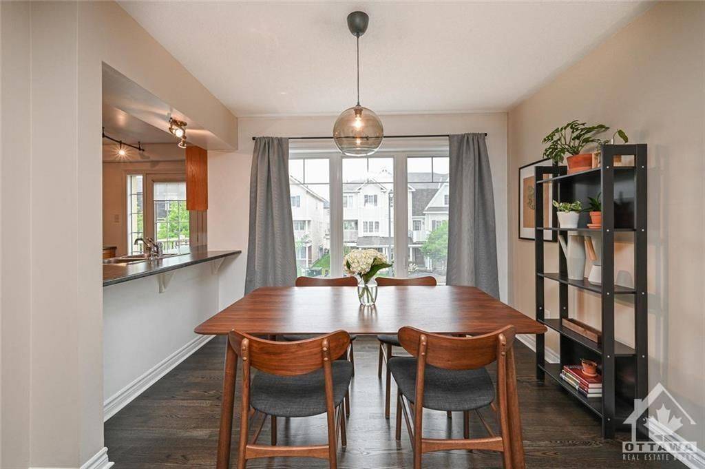 Barrhaven, ON K2J 0K2,2042 Madrid AVE