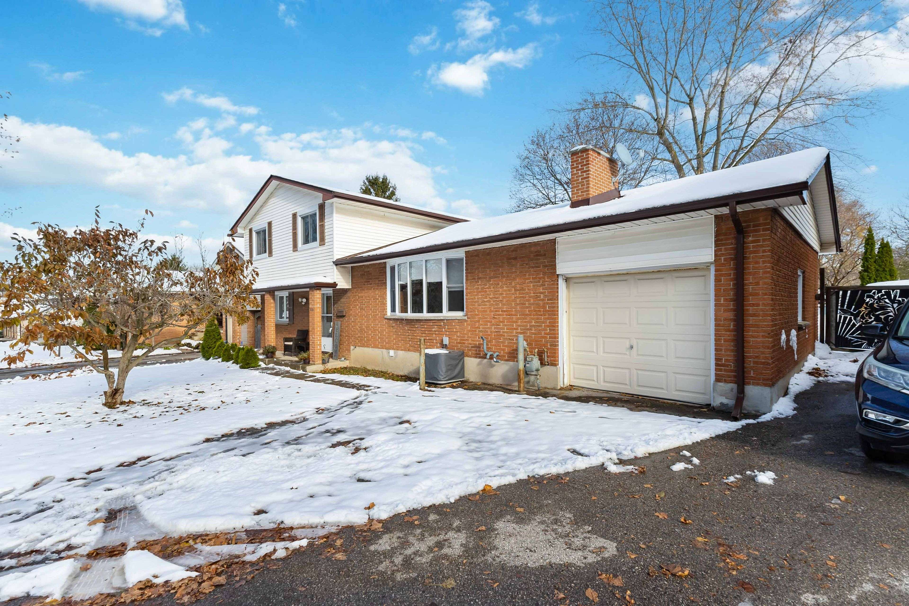 London South, ON N6J 2Y2,628 Viscount RD