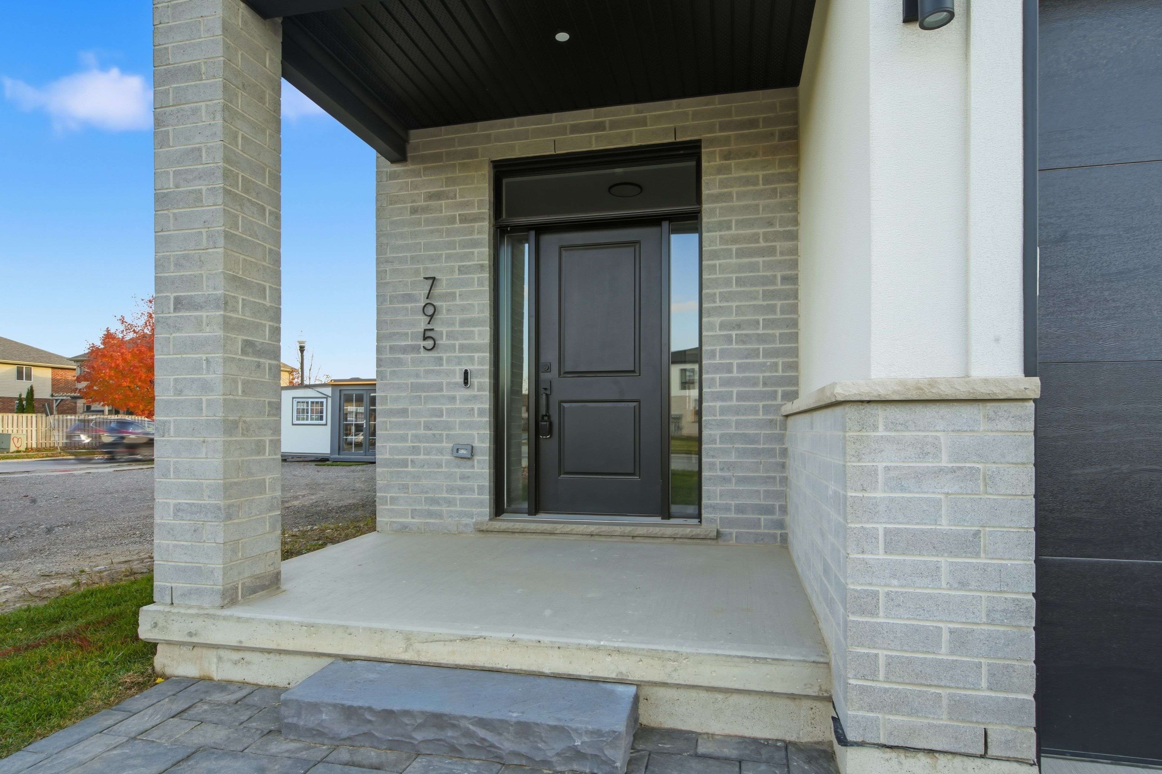 London North, ON N6G 5B1,829 CATALPA SQ