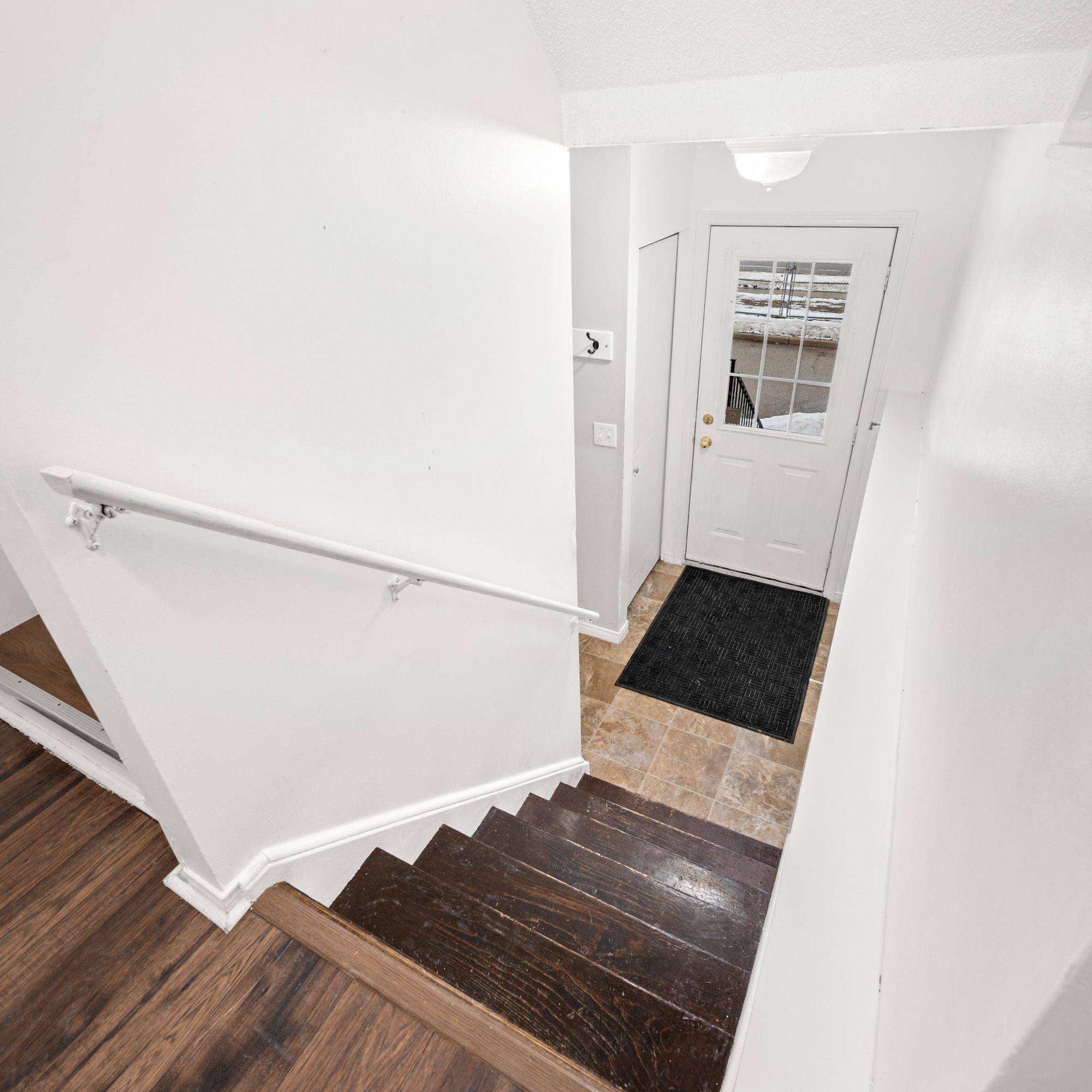 Waterloo, ON N2V 2V2,600 White Elm BLVD