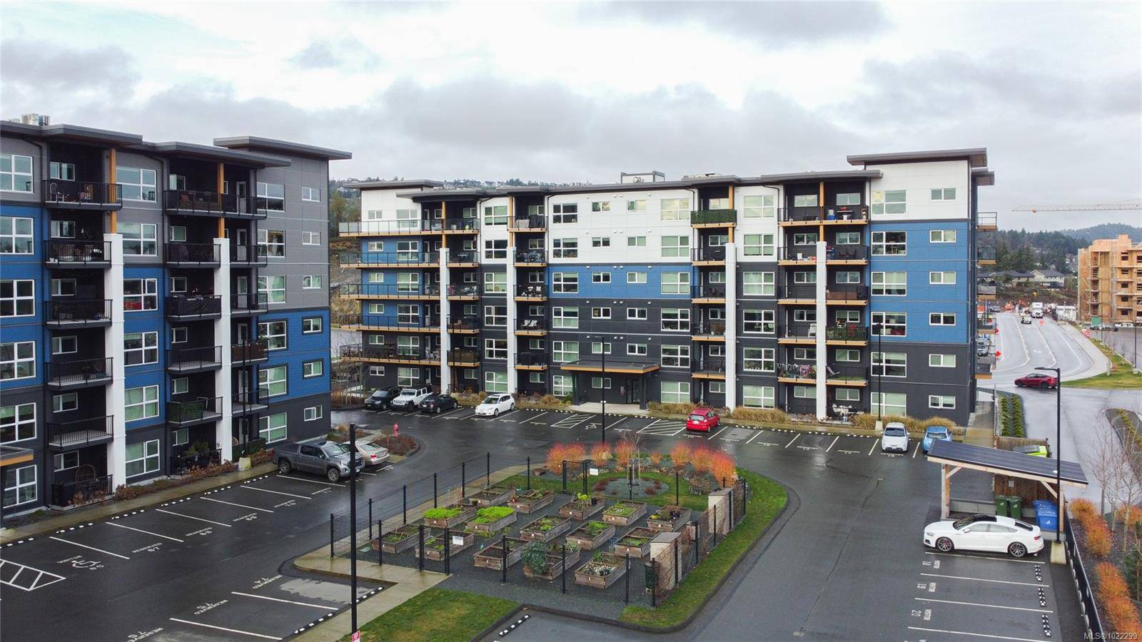 Langford, BC V9B 6M6,2461 Gateway Rd #112