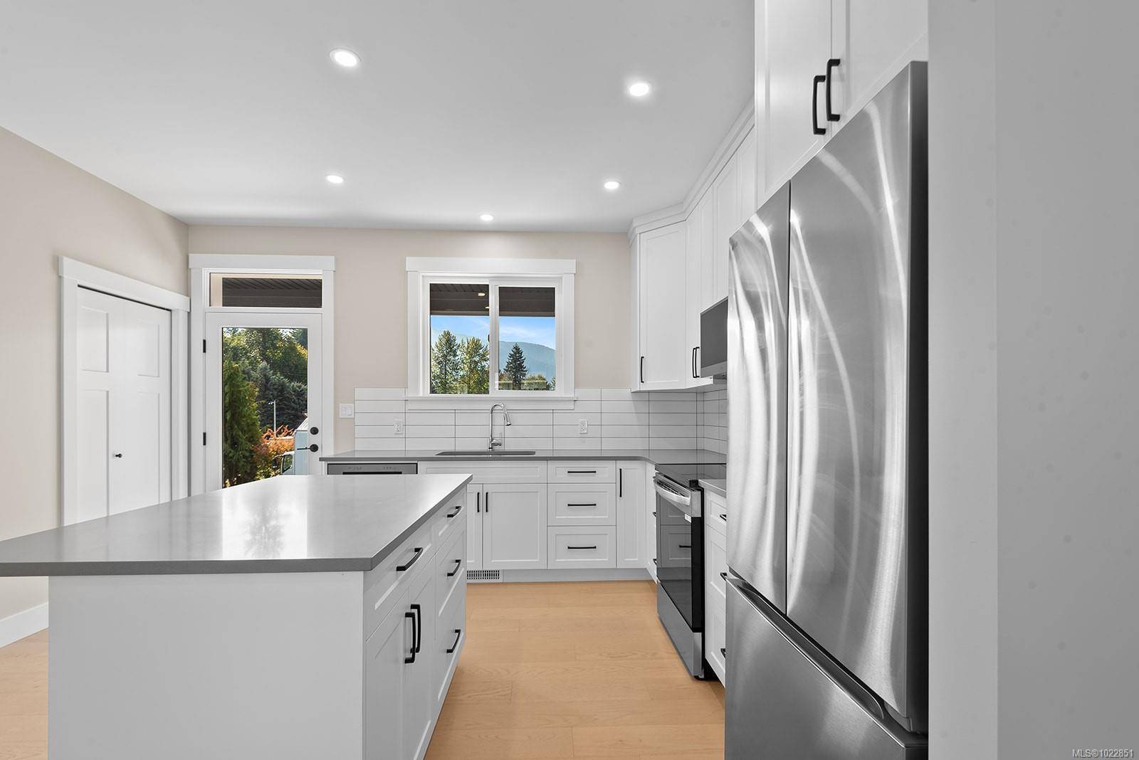 Lake Cowichan, BC V0R 2G0,212 Oak Lane