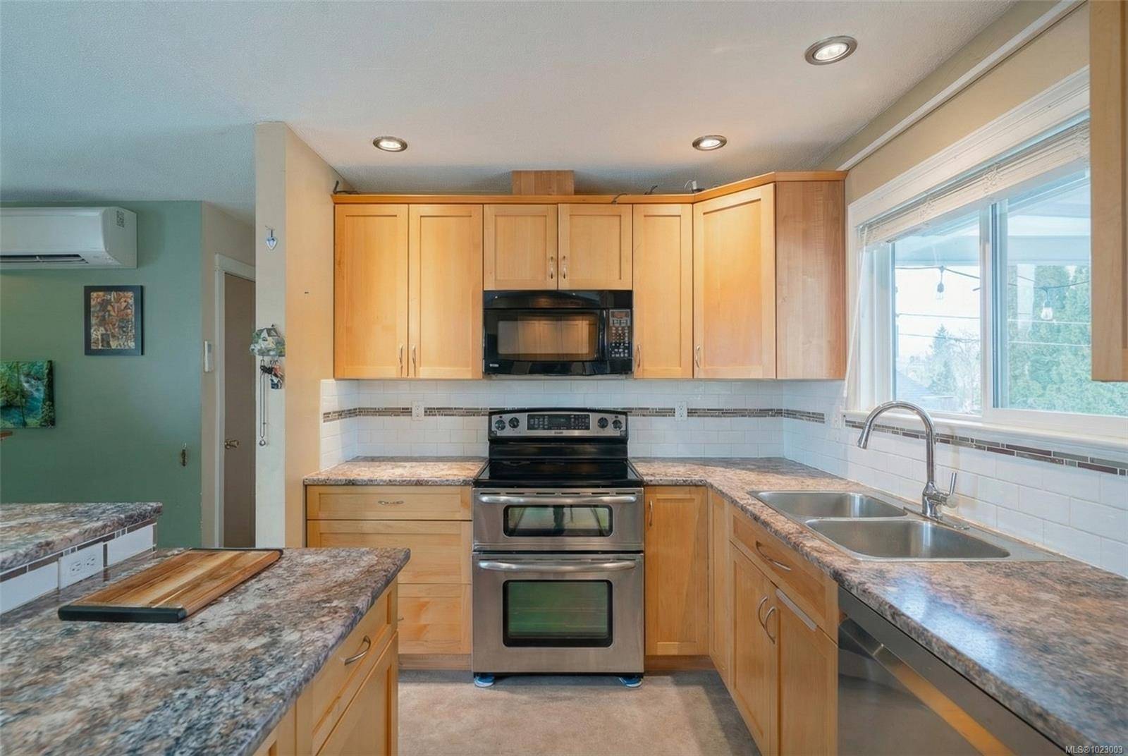 Duncan, BC V9L 4E9,6274 Somenos Rd