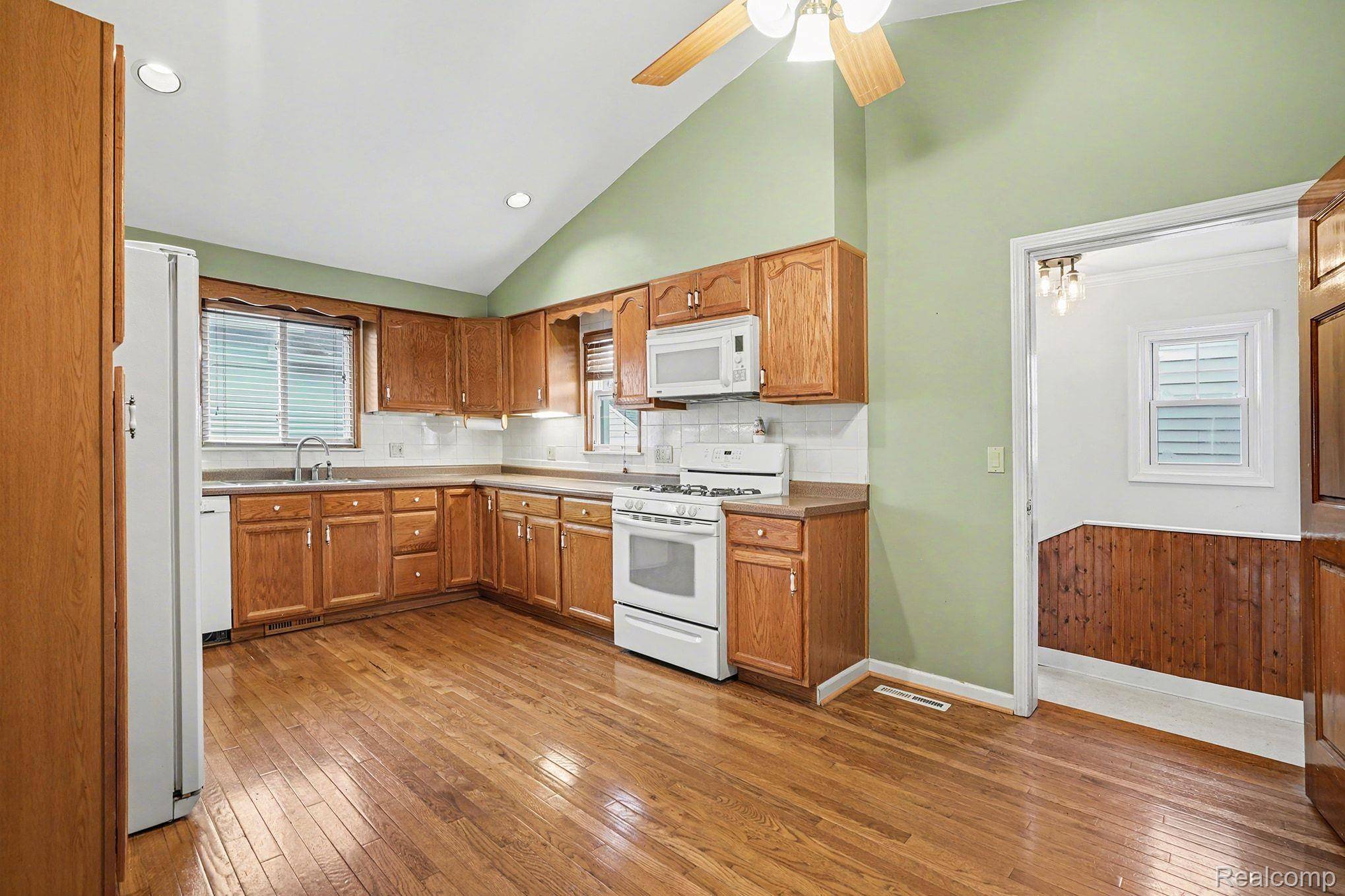 Bay City, MI 48708,1539 Park AVE