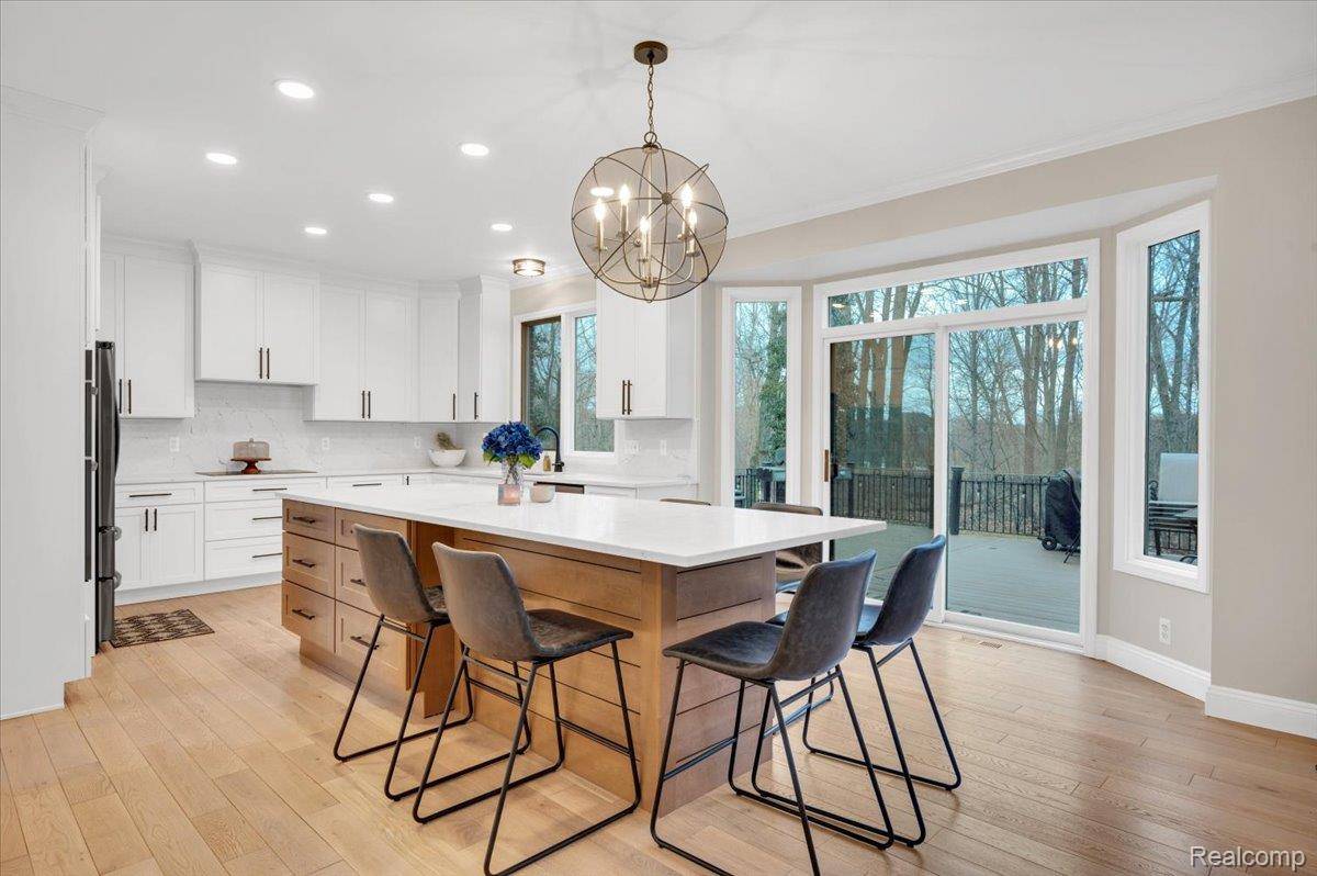 Shelby Twp, MI 48316,54424 Maple Creek CT