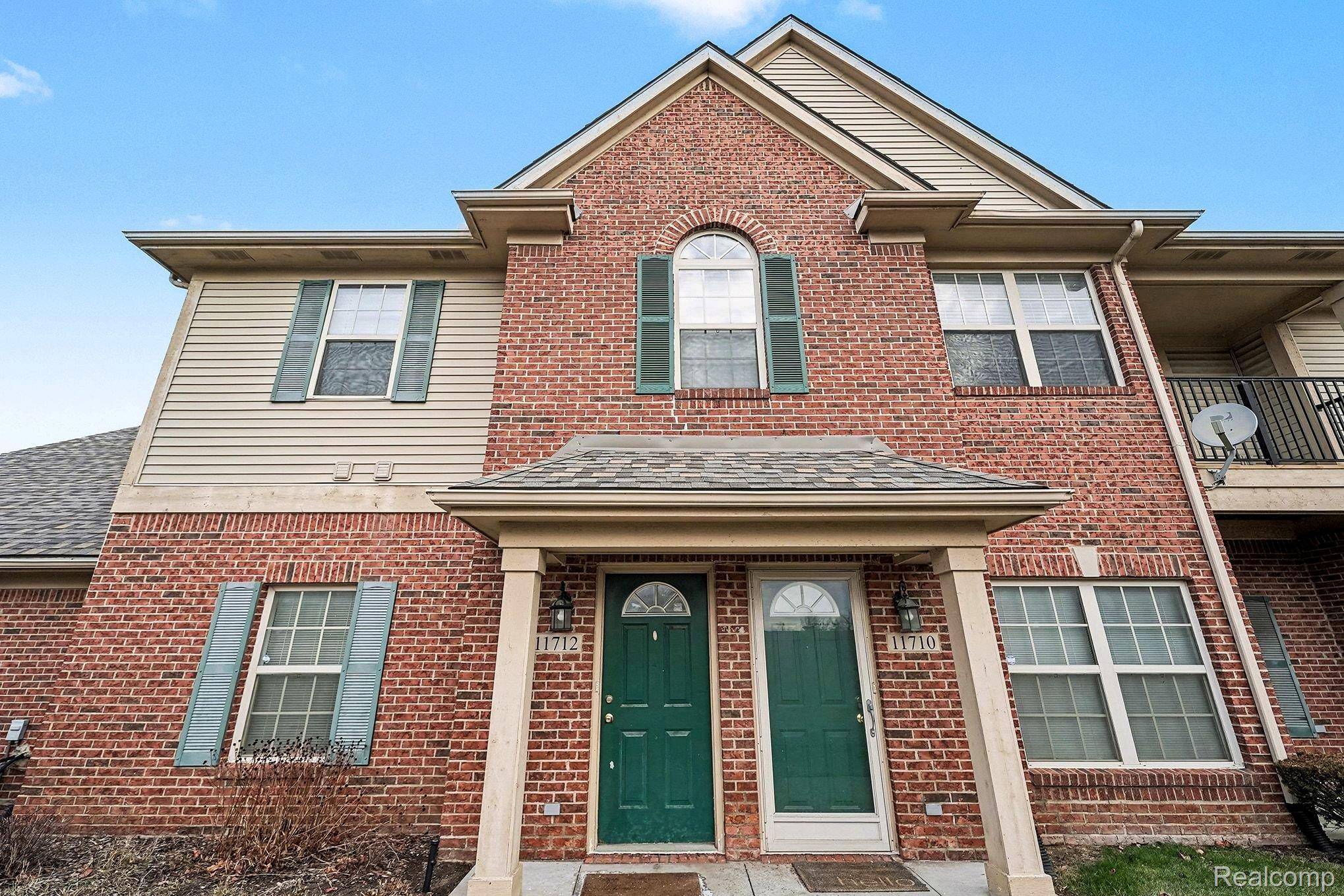 Livonia, MI 48150,11712 Farmington RD